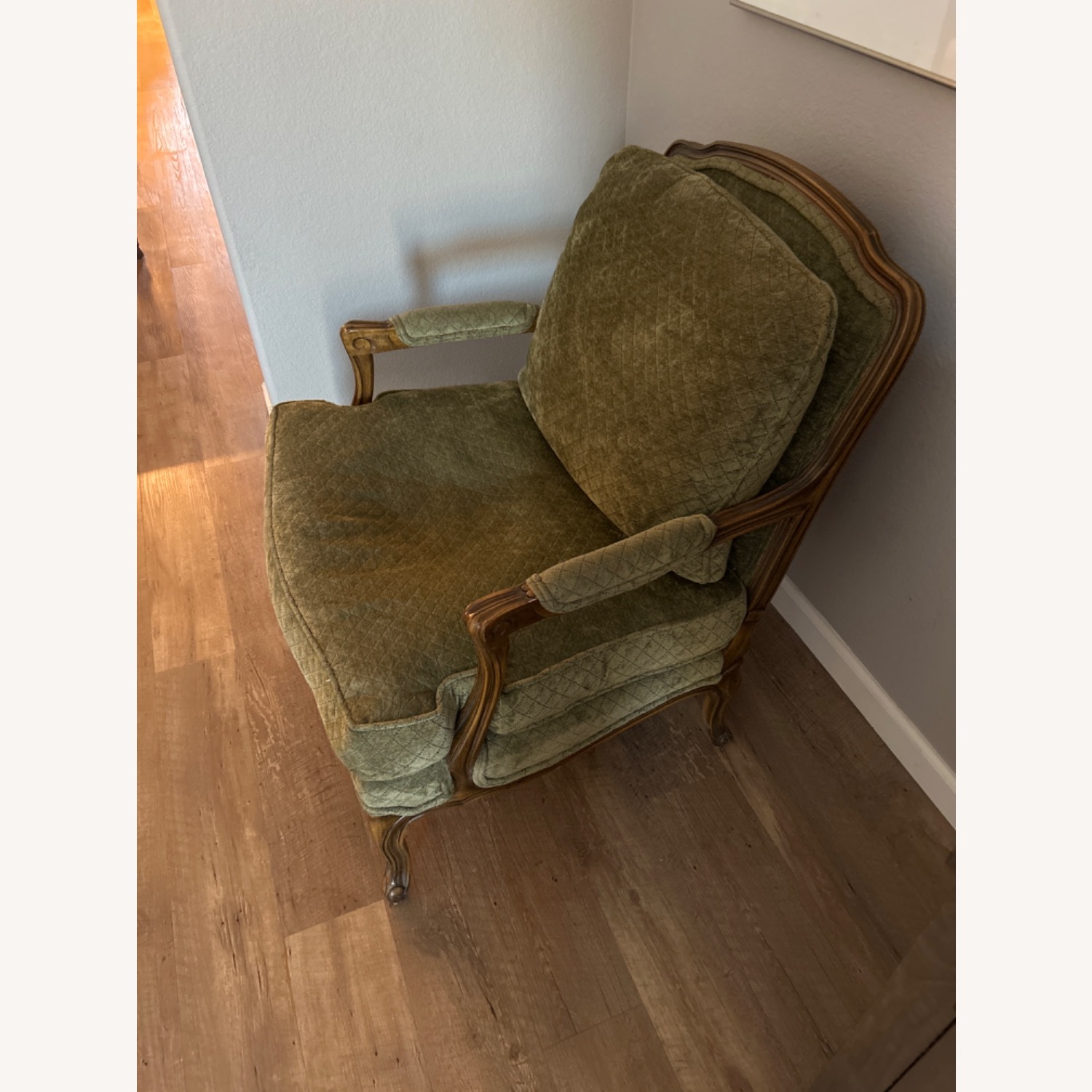 Green Sitting Chairs - image-2
