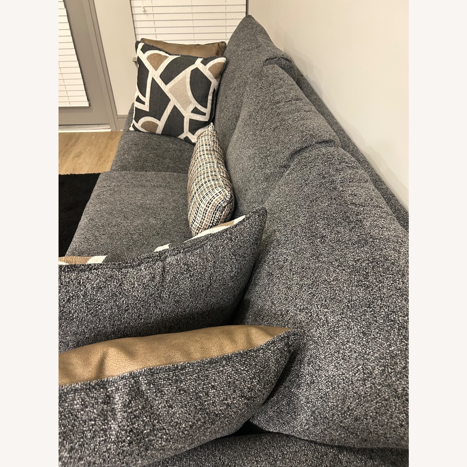 Couch  - image-1