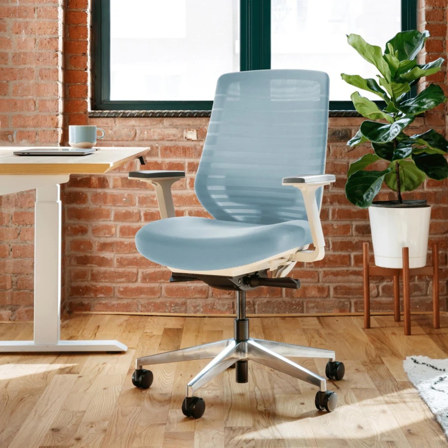 Branch Ergonomic Chair - image-4