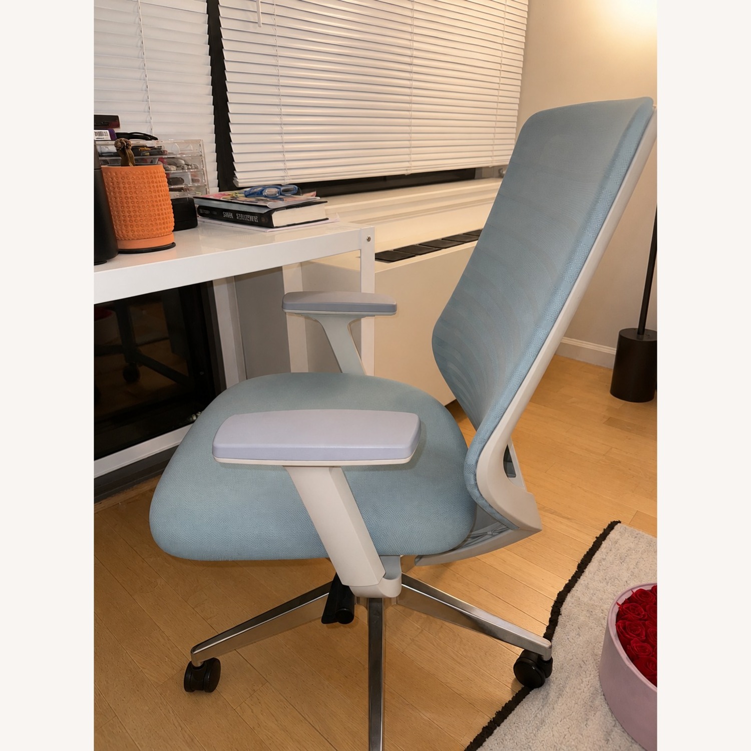 Branch Ergonomic Chair - image-2