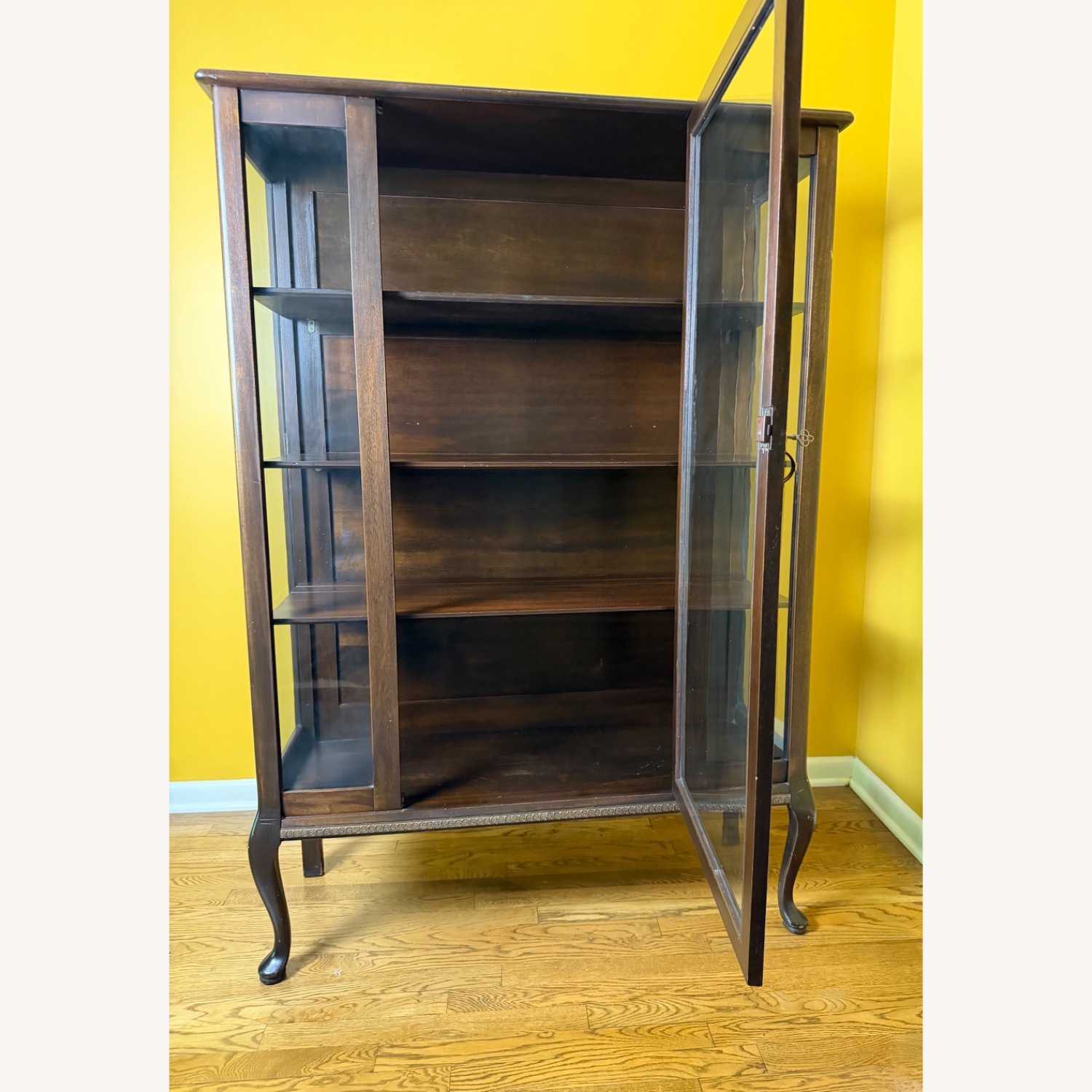Vintage 1930s/1940s Wood and Glass Display Case - image-2