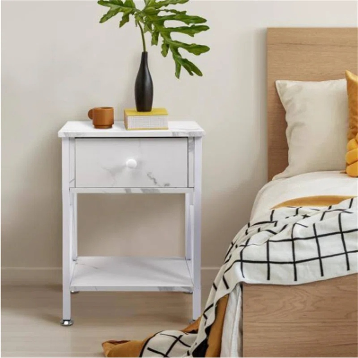 Home Goods Guylan 15.8'' W Nightstand - image-5