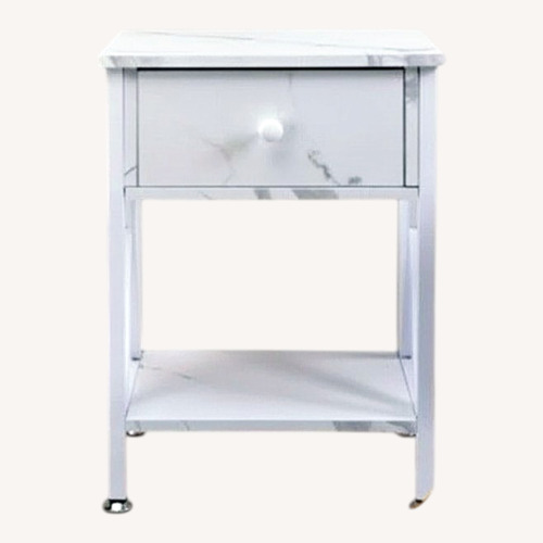 Used Home Goods Guylan 15.8'' W Nightstand for sale on AptDeco