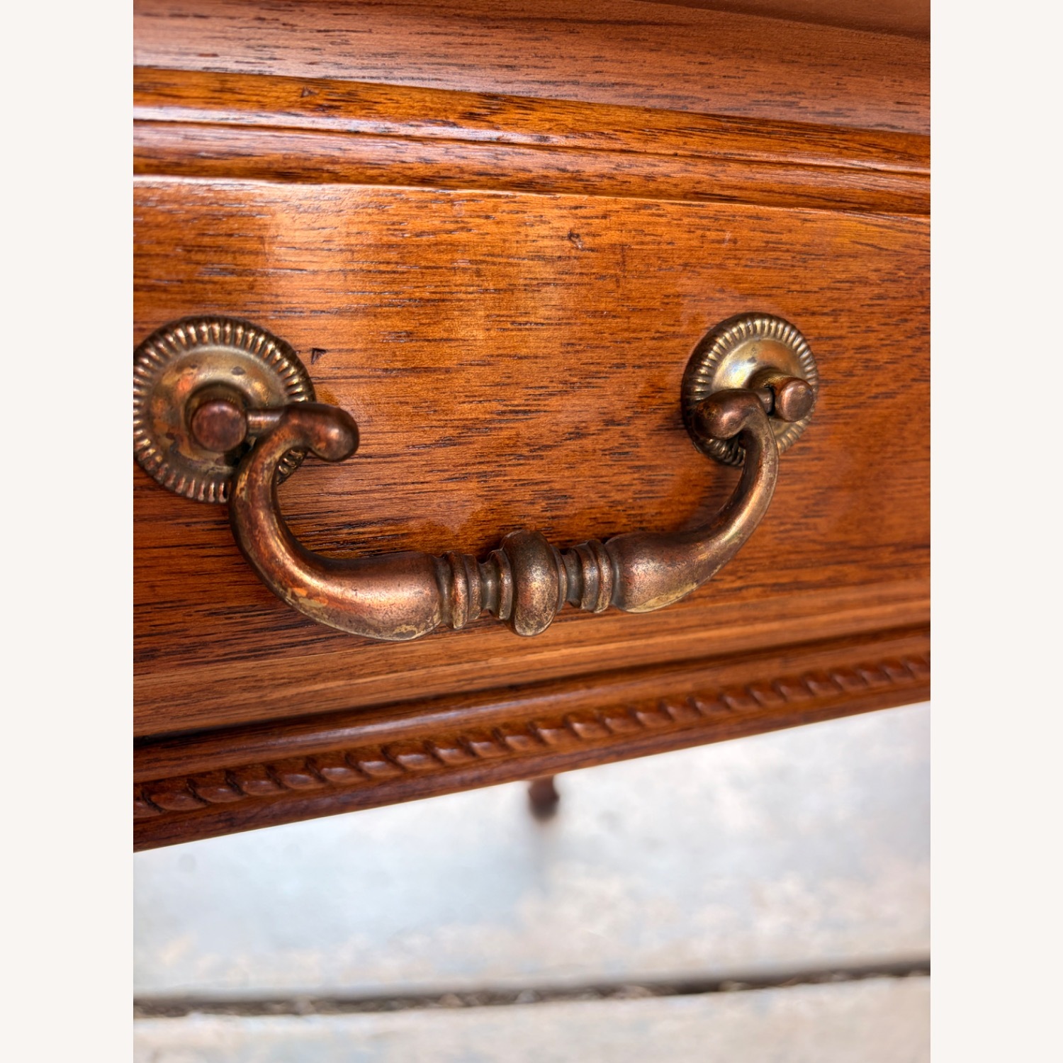 Restored Vintage Broyhill End Tbl - image-4