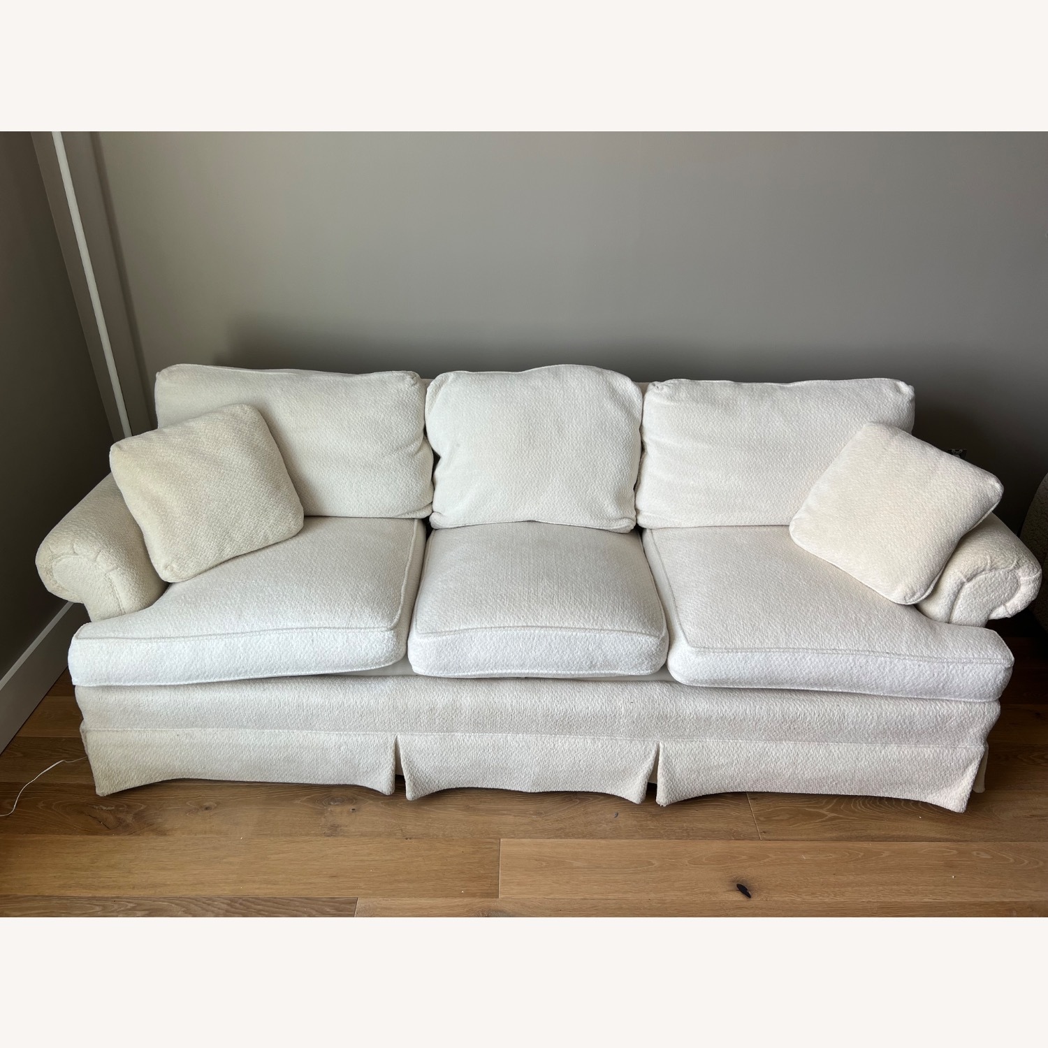 Henredon Custom Folio Collection Vintage Sofa - image-1