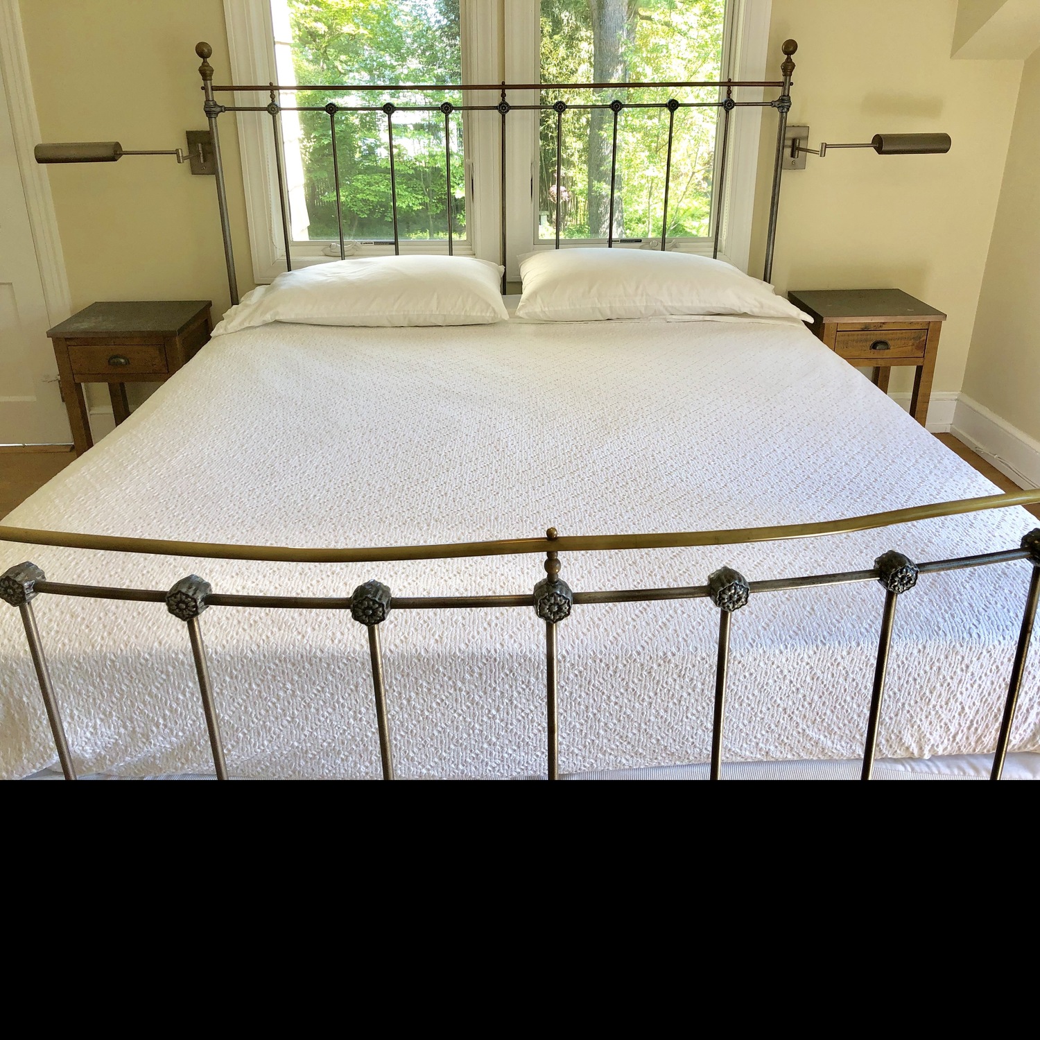Domain Soho Iron & Brass King Bed - image-3