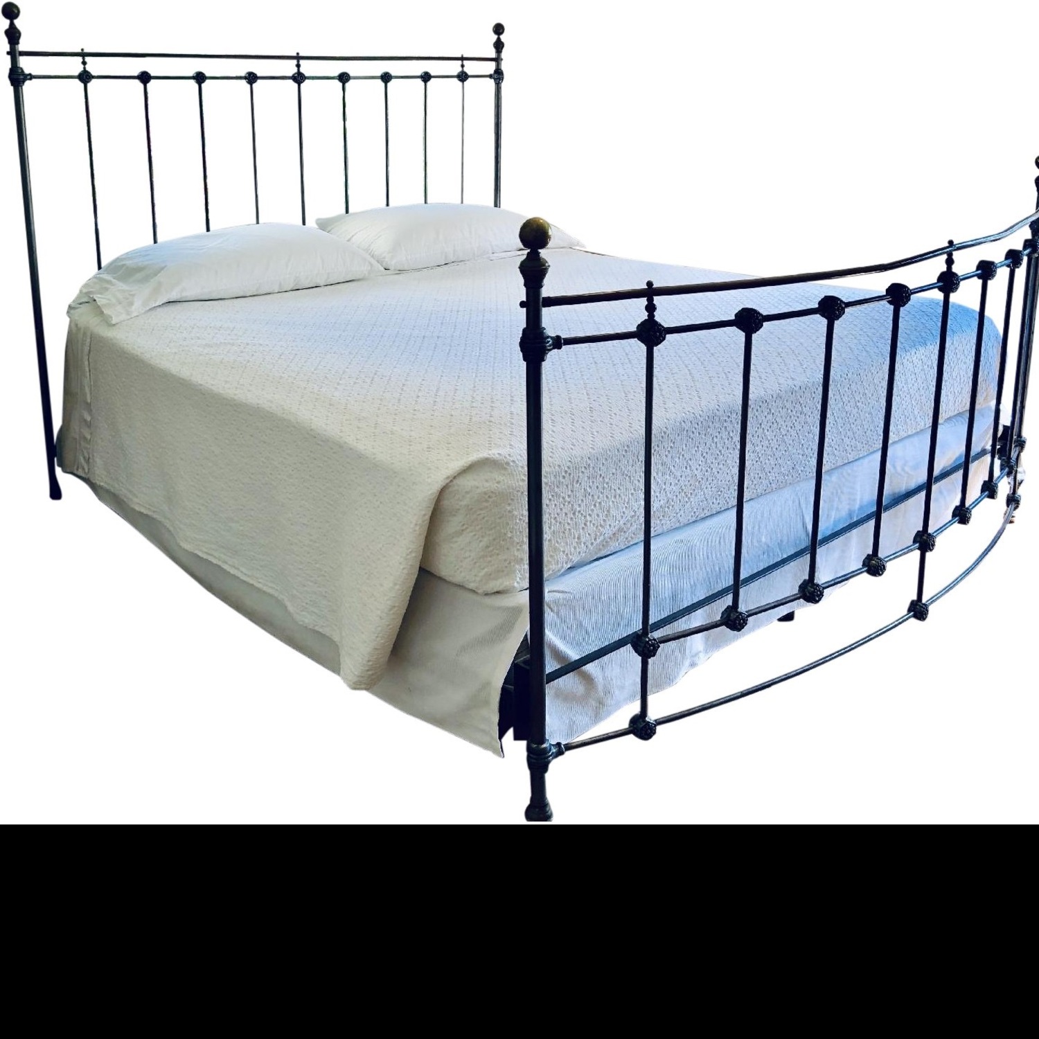 Domain Soho Iron & Brass King Bed - image-4