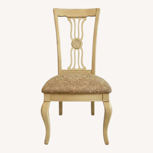 Used Thomasville Furniture Industries Dining Chair for sale on AptDeco