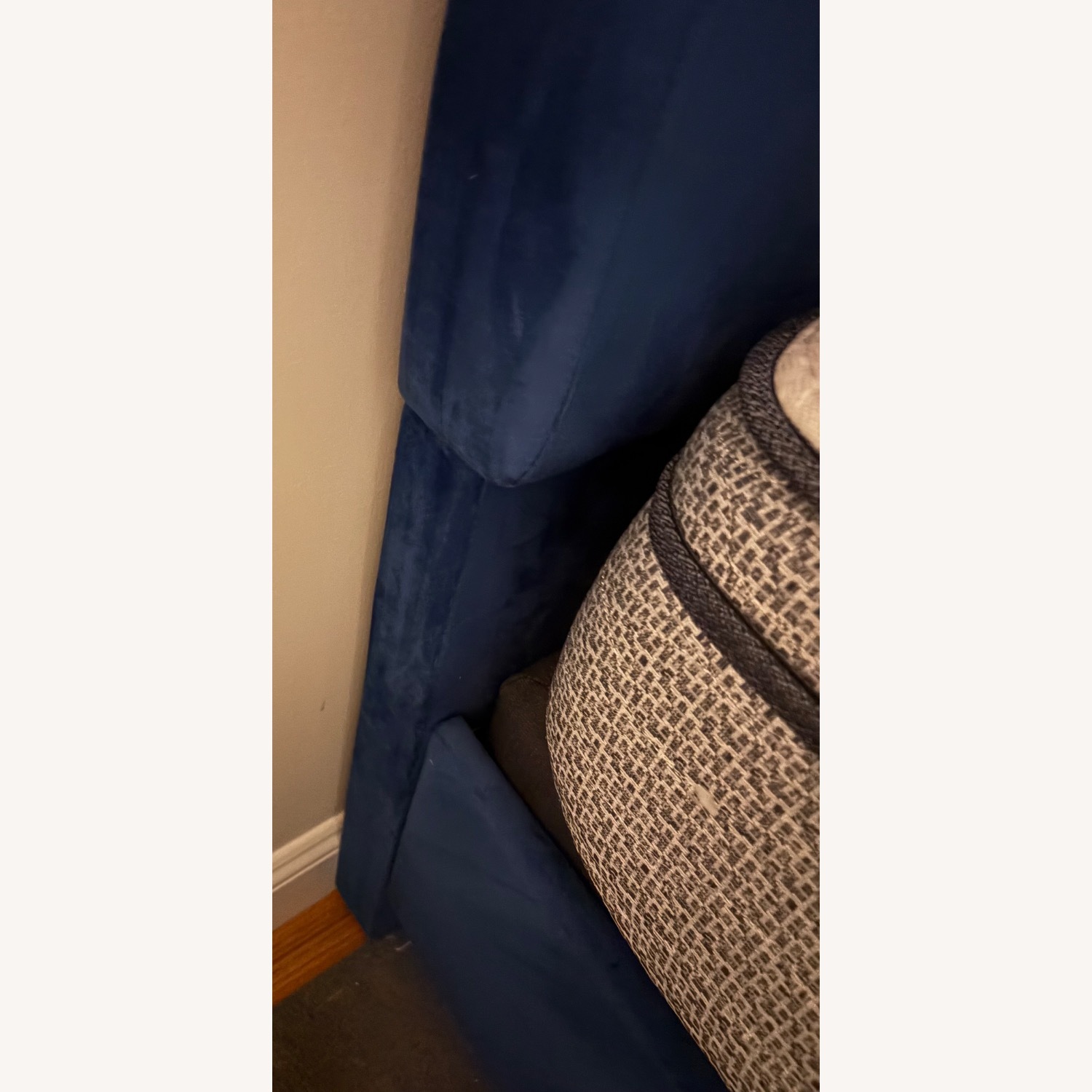 CalKing Blue Velvet Tufted Lo Profile Bed - image-17