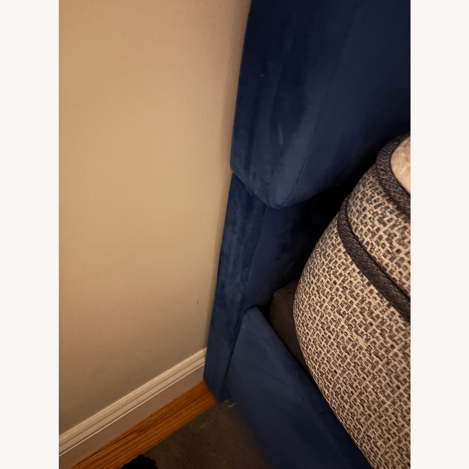CalKing Blue Velvet Tufted Lo Profile Bed - image-10