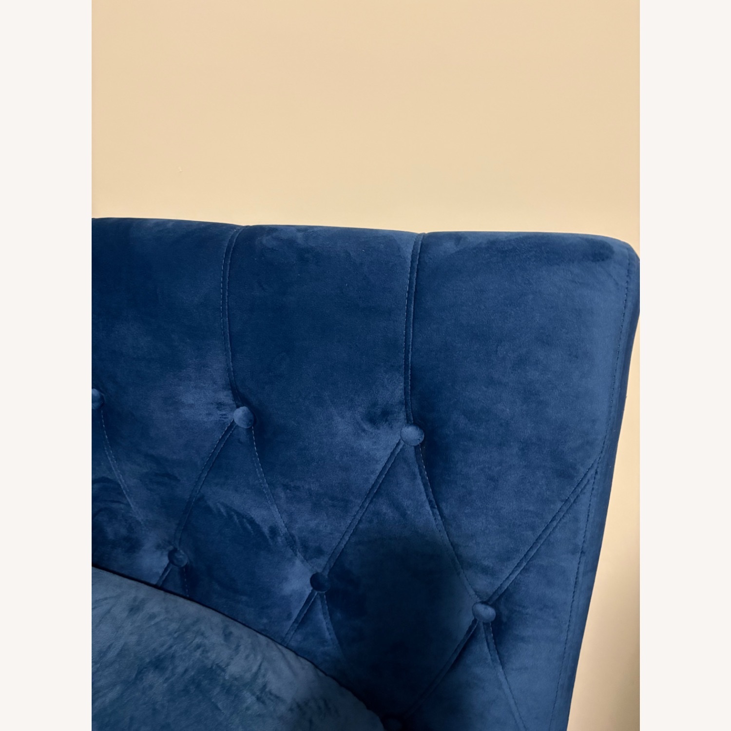 CalKing Blue Velvet Tufted Lo Profile Bed - image-24