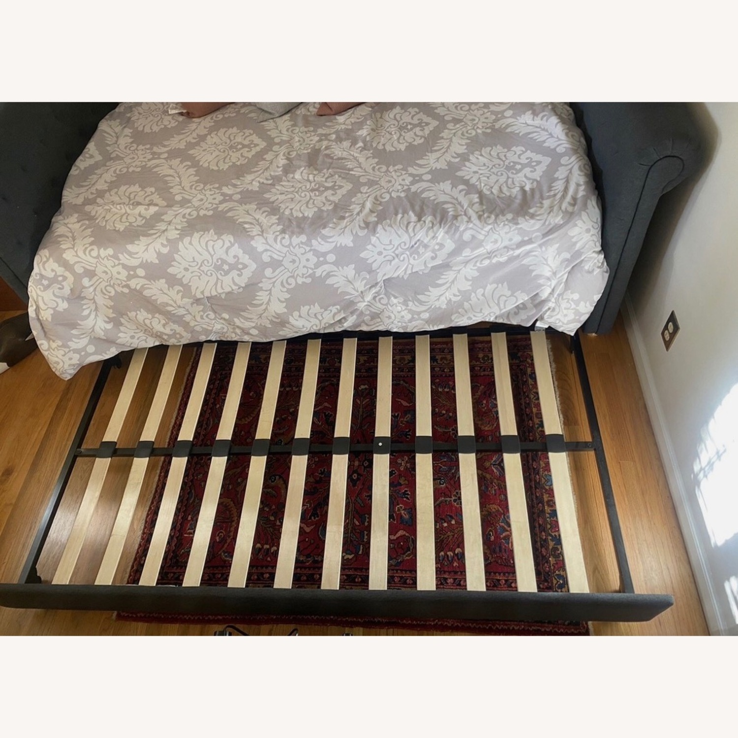 Pottery Barn Upholstered Twin Daybed / Trundle - image-8