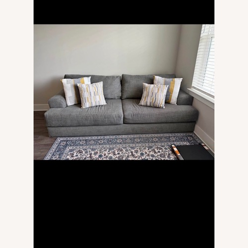 Used Raymour & Flanigan Sundera Living Room Set for sale on AptDeco