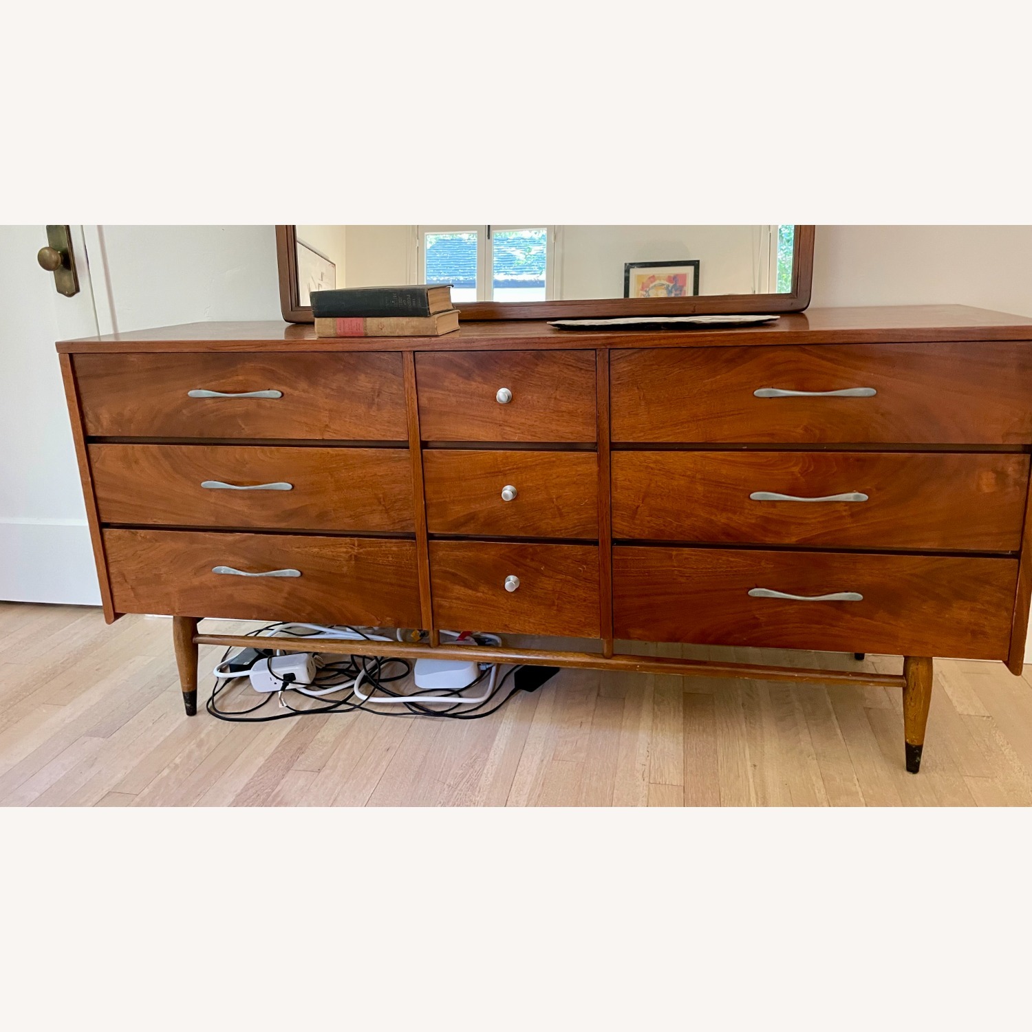 Lane Acclaim Walnut Wood Dresser Vintage  - image-2