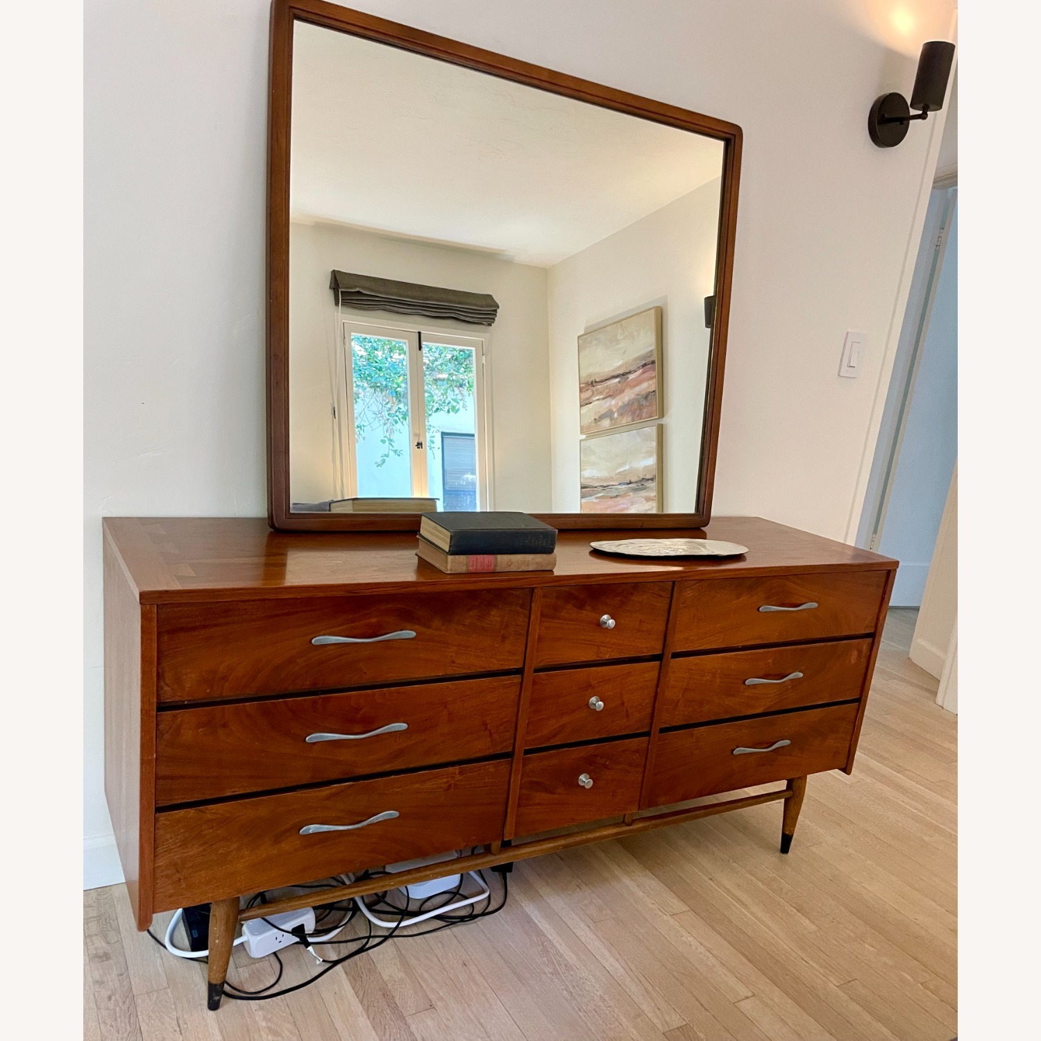 Lane Acclaim Walnut Wood Dresser Vintage  - image-5
