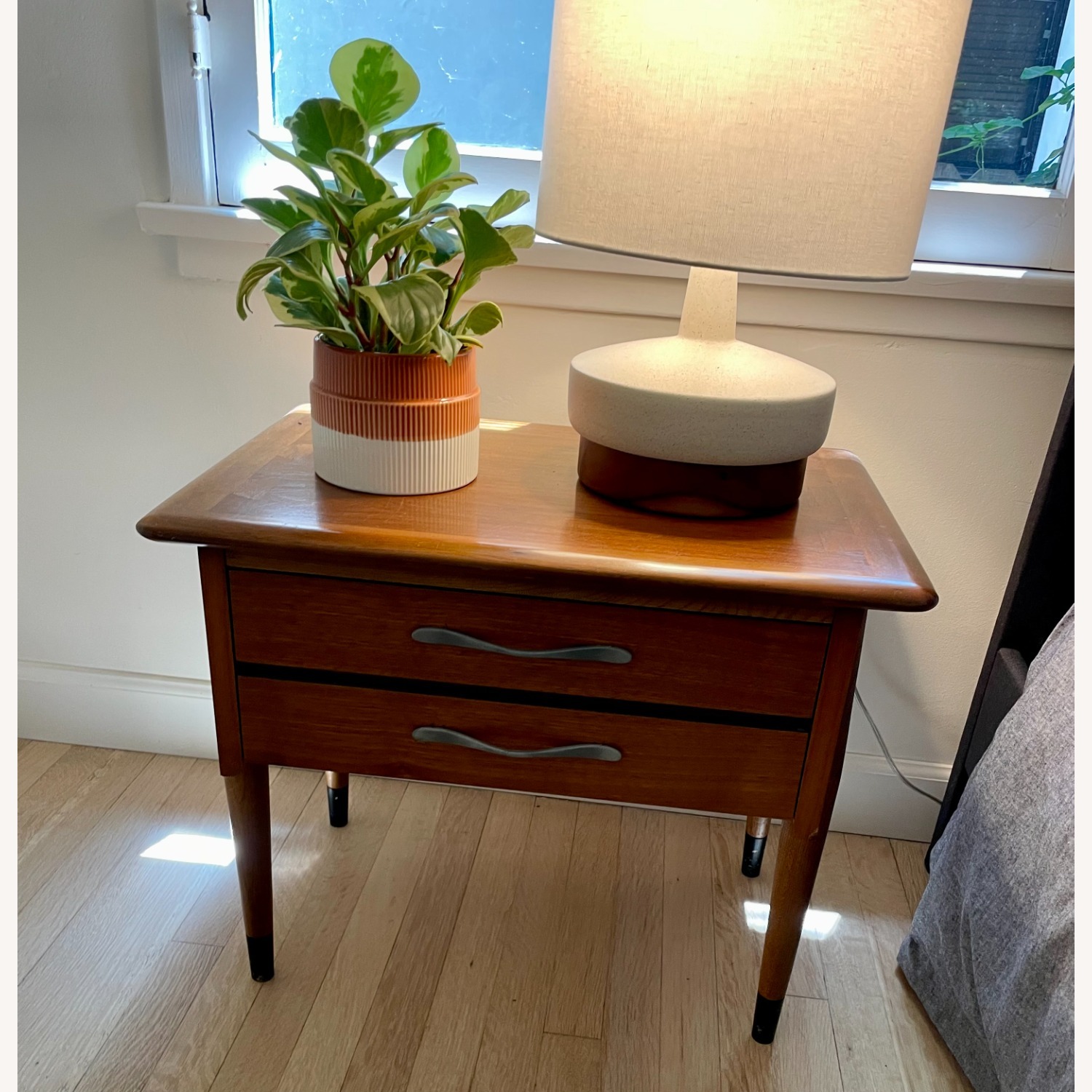  Lane Acclaim Walnut Nightstands Pair Vintage - image-6
