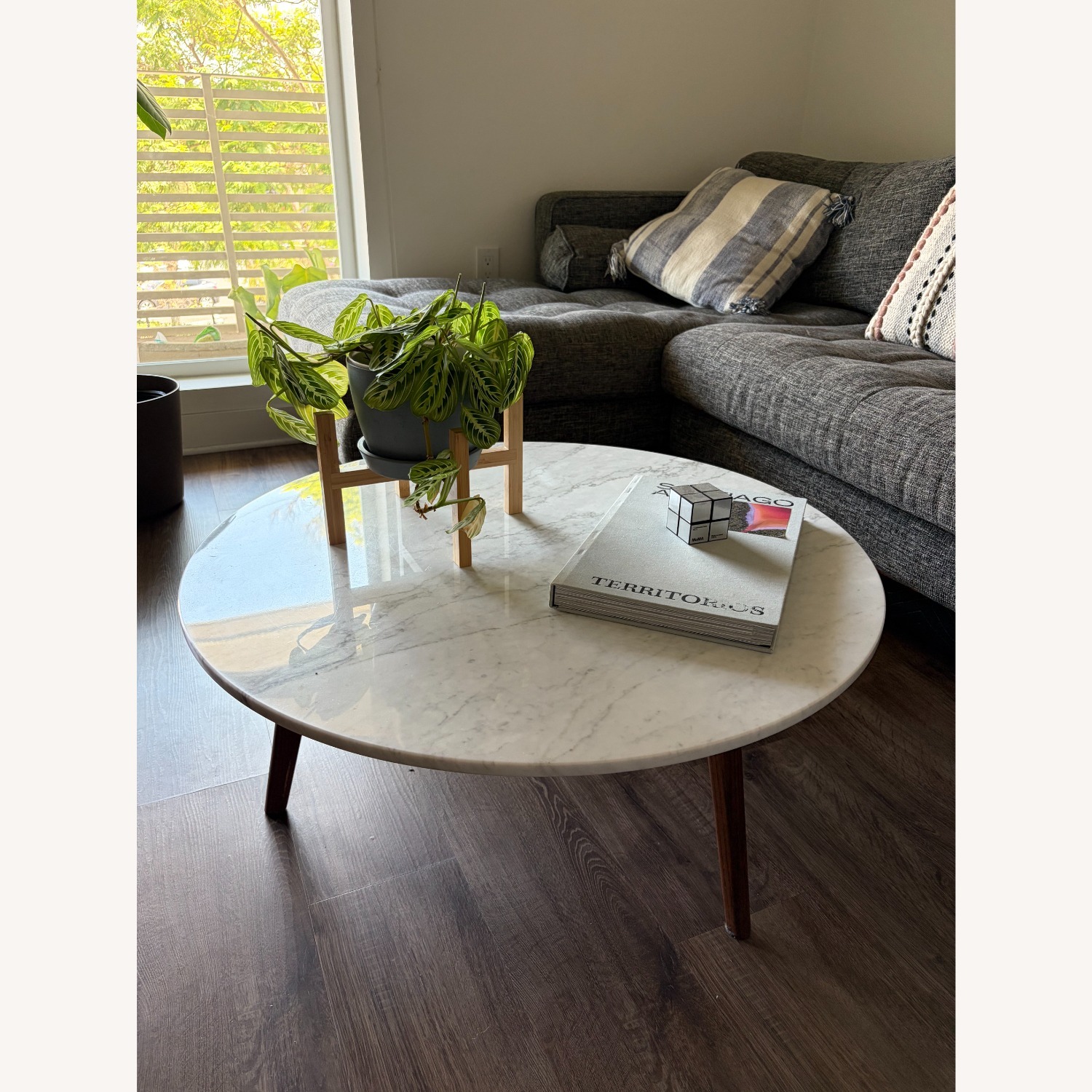 Article Mara White Marble Coffee Table - image-2