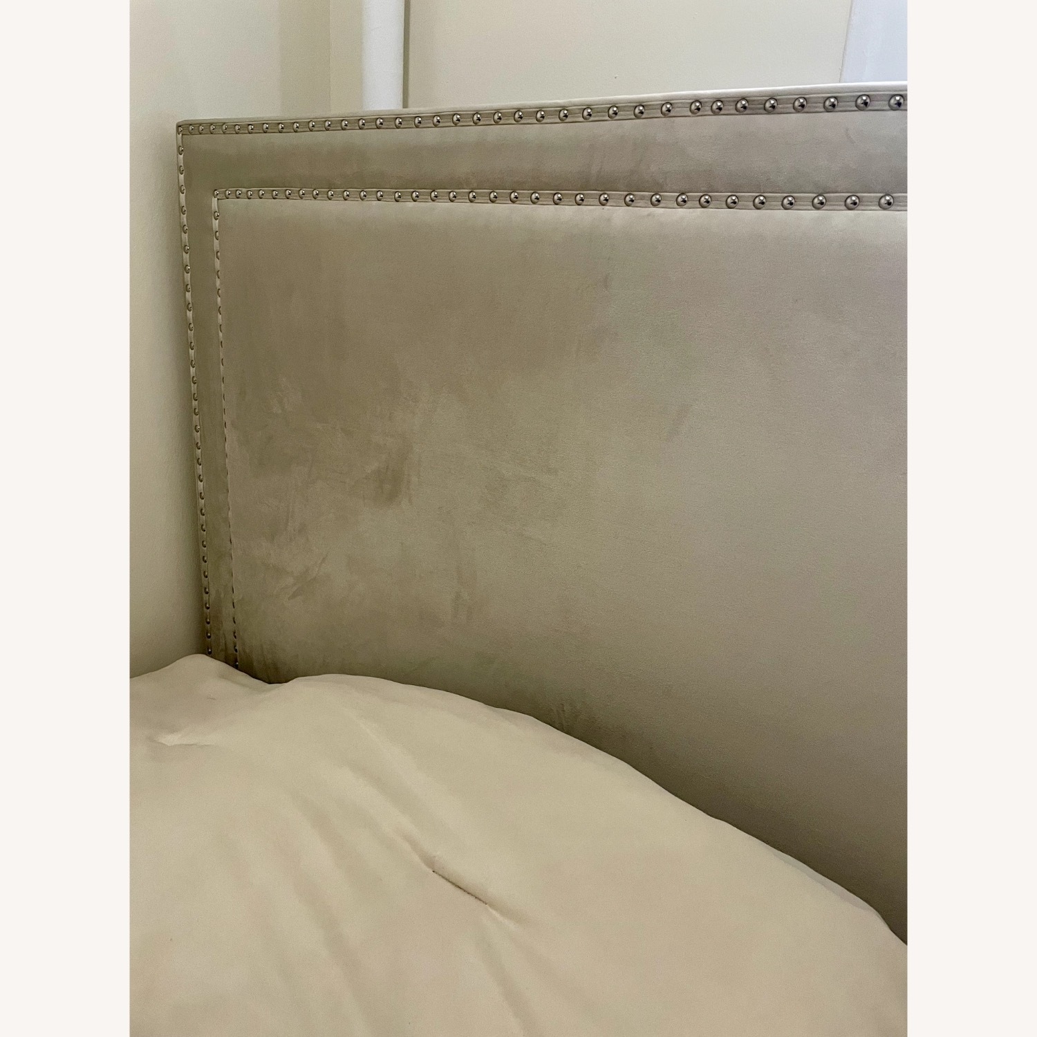 Bob's Discount Furniture Natural Wood Full Bed - image-5