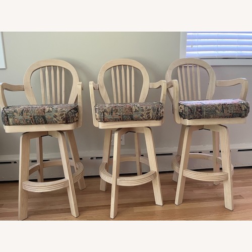 Used Wood Stools for sale on AptDeco