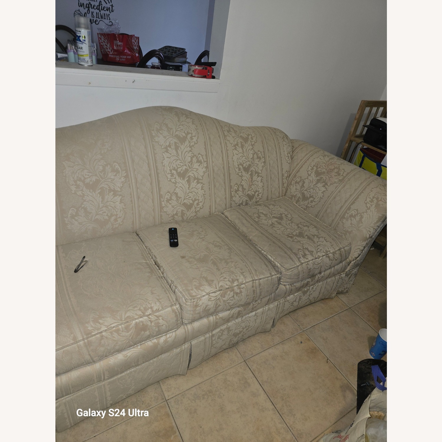 Sofa Victorian Style - image-1