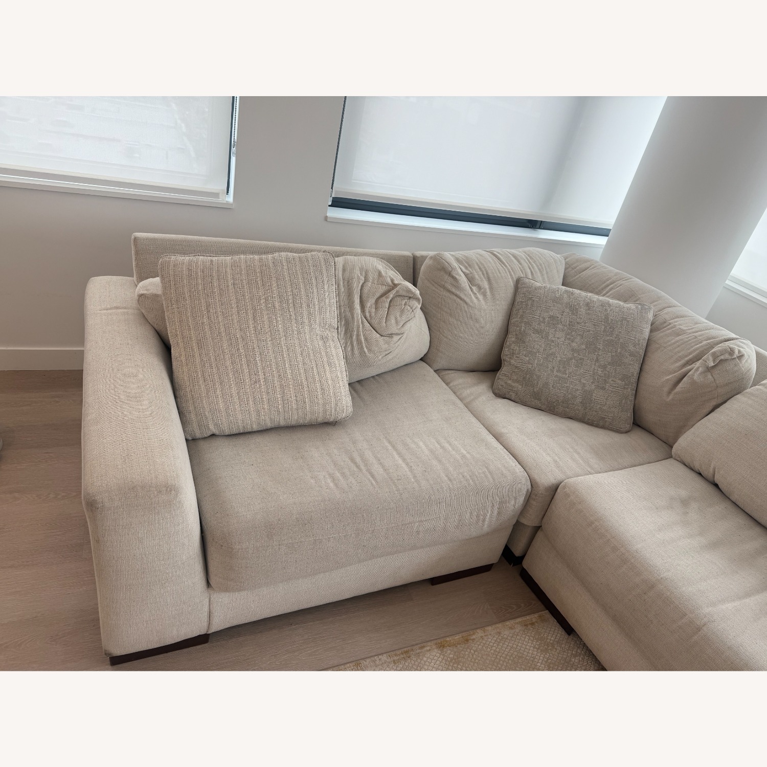 Ashley Furniture Larce 5 Seater with Corner - image-3