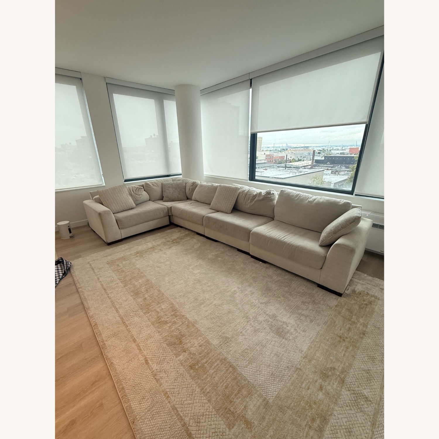 Ashley Furniture Larce 5 Seater with Corner - image-1
