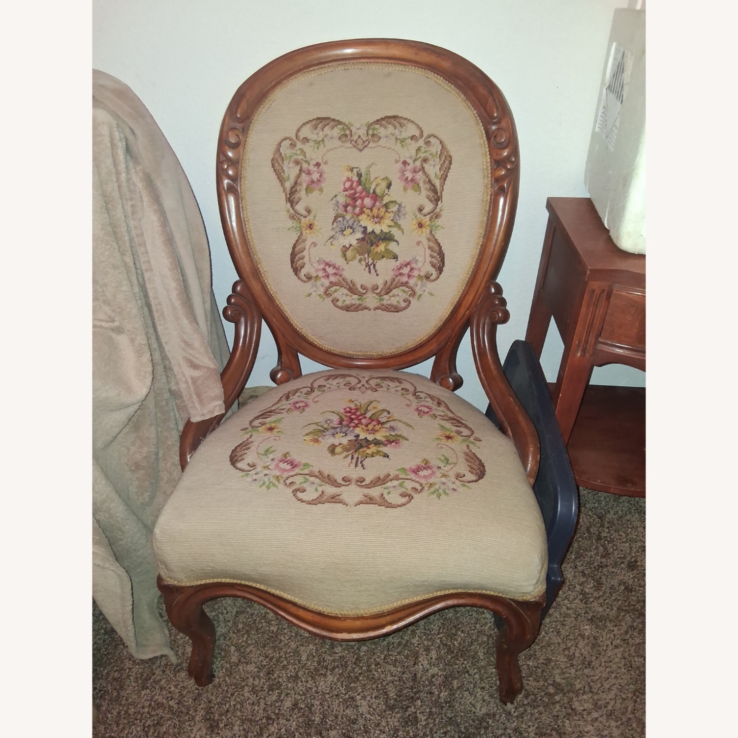 Vintage/Antique Accent Chair - image-3