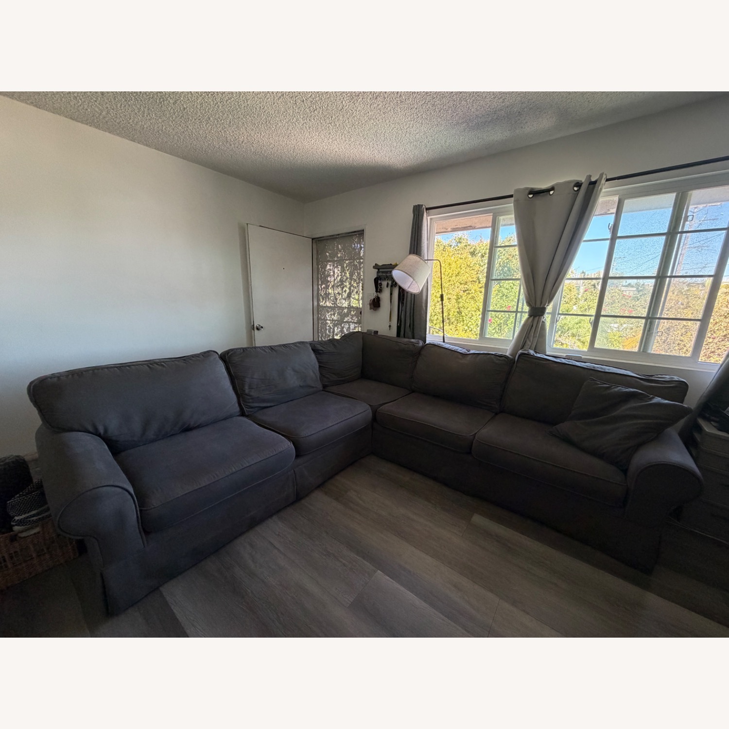 Bob's Discount Furniture Sectional+ Sleeper - image-1