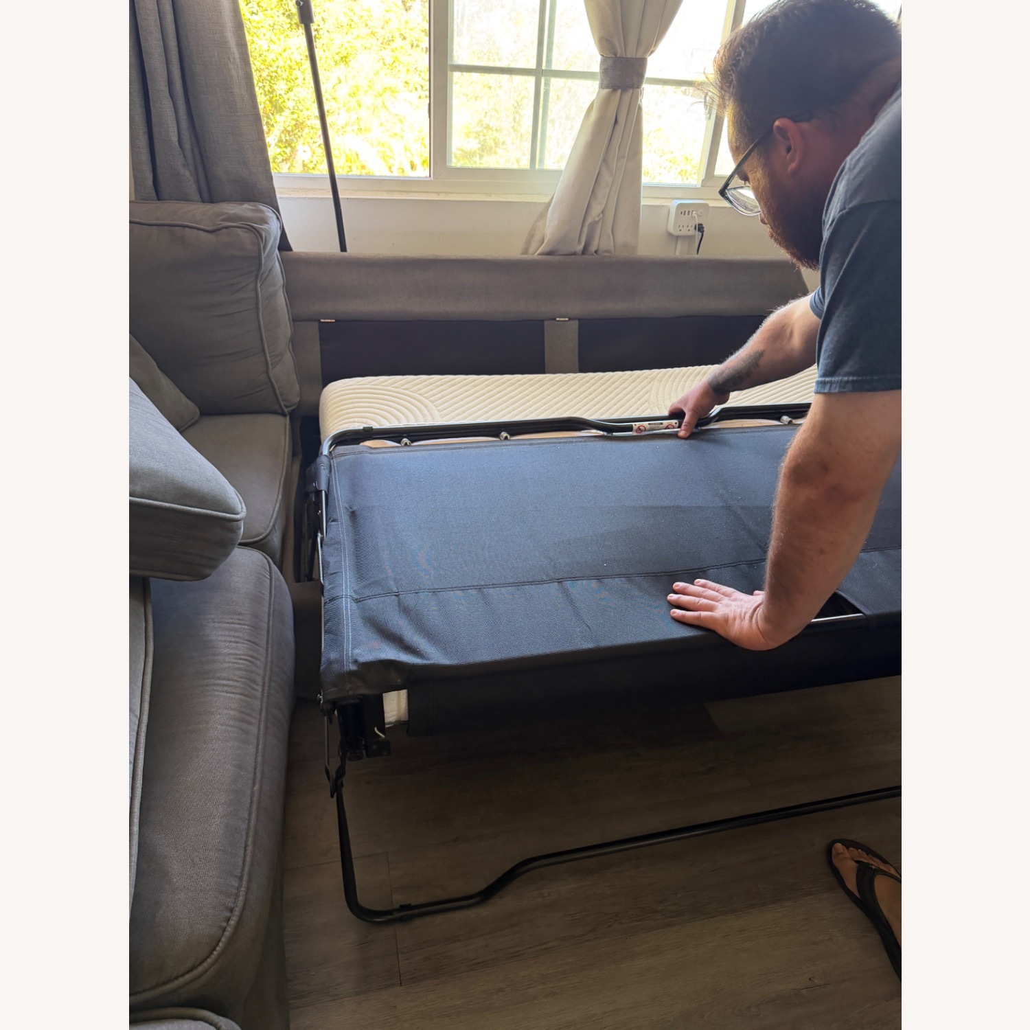 Bob's Discount Furniture Sectional+ Sleeper - image-7
