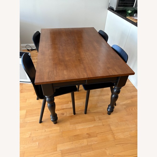 Used Dining Room Table for sale on AptDeco