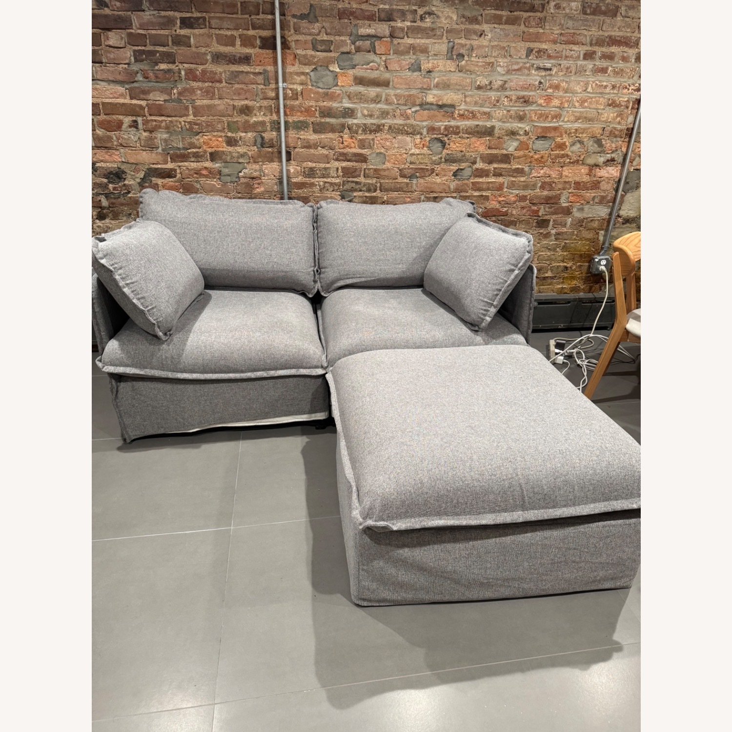 Anabei Dark Gray Fabric 2 Piece Sectional - image-4