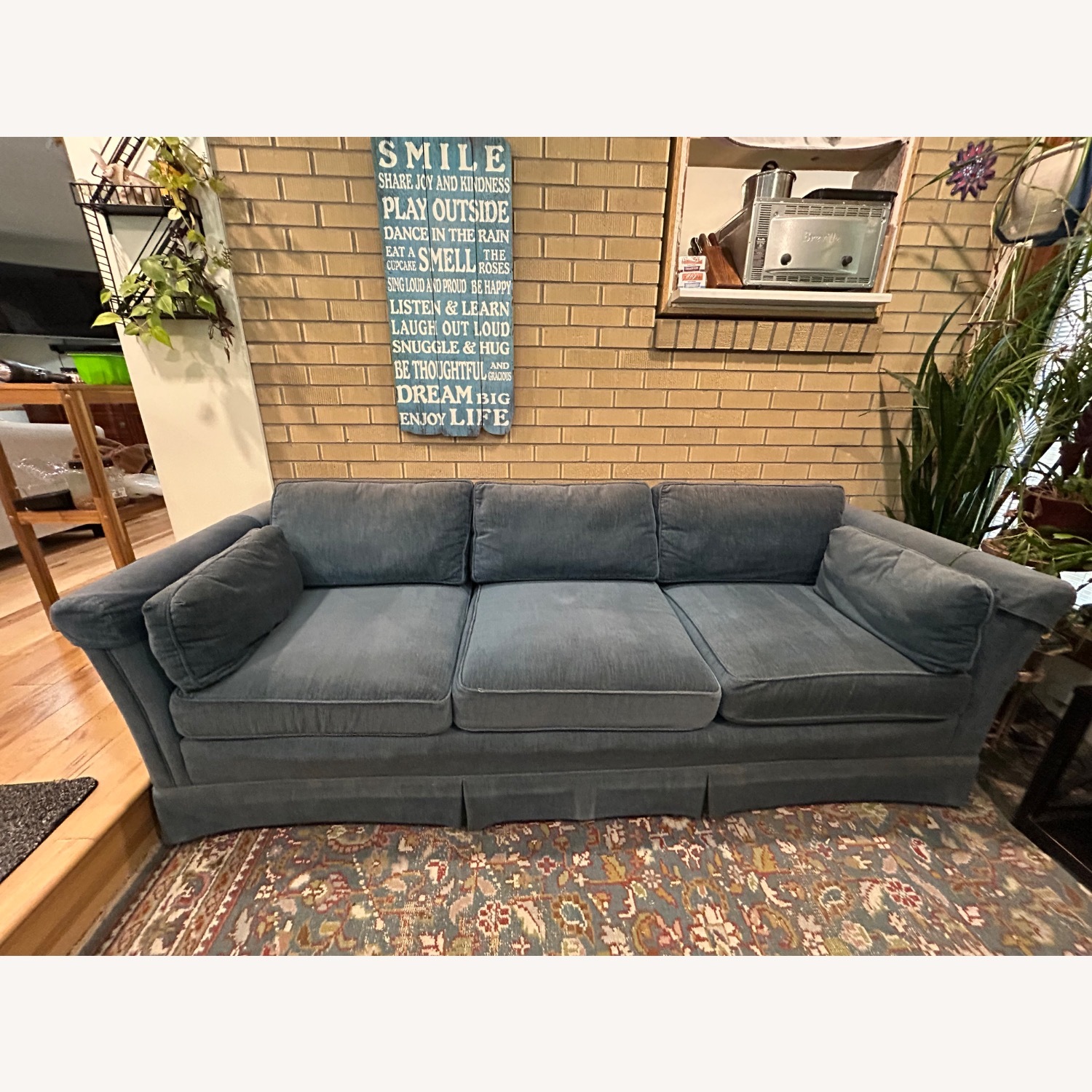 Vintage Couch - image-2