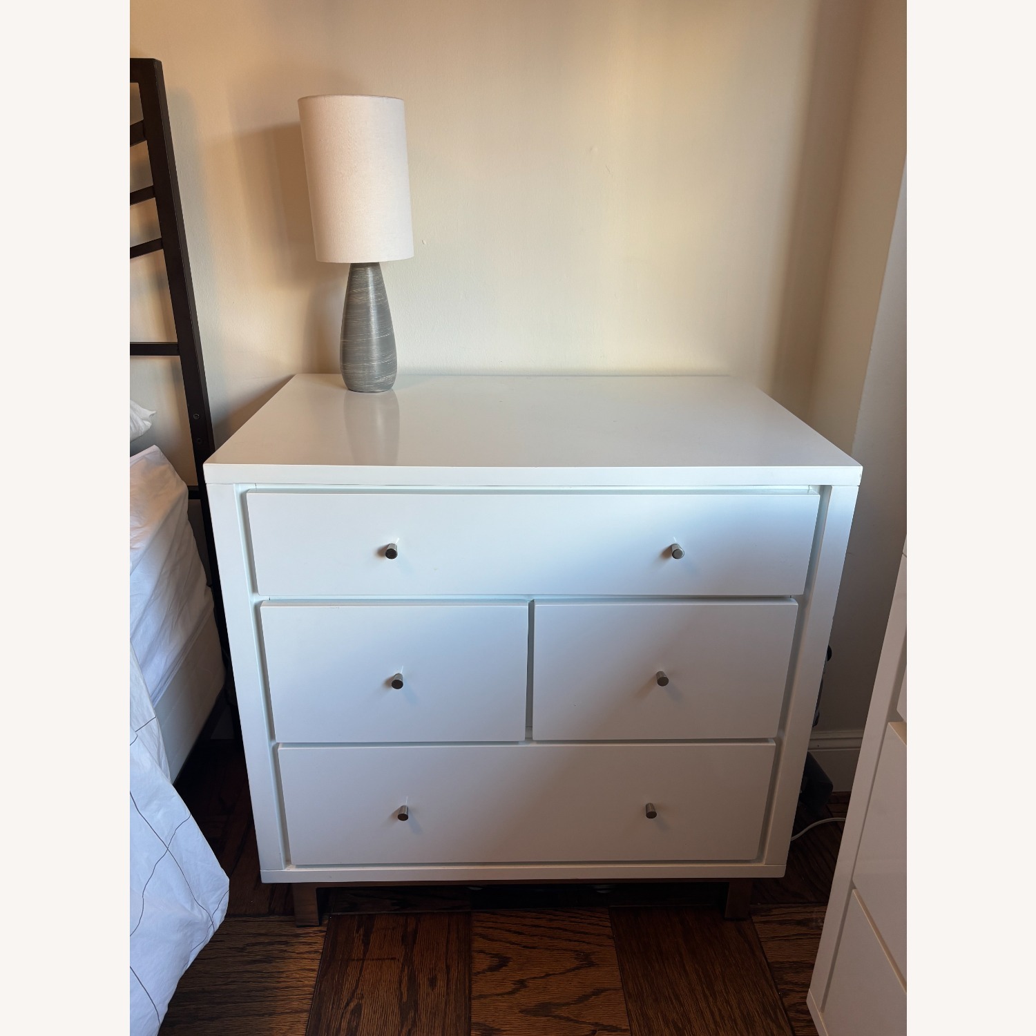 White High-Gloss Small Dresser - image-3
