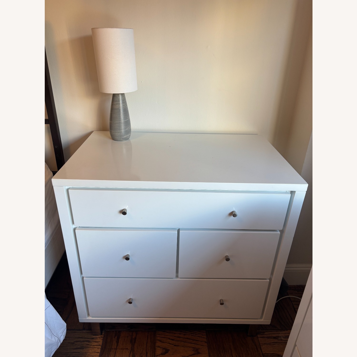 White High-Gloss Small Dresser - image-2