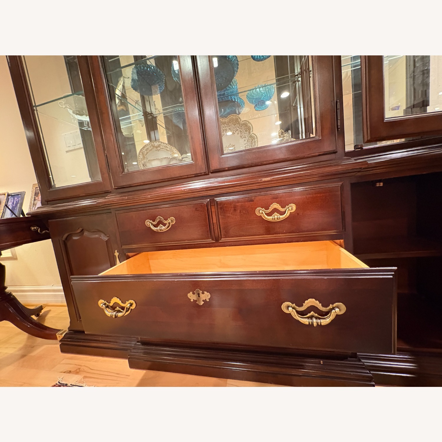 Thomasville China Cabinet Cherry Collection - image-14