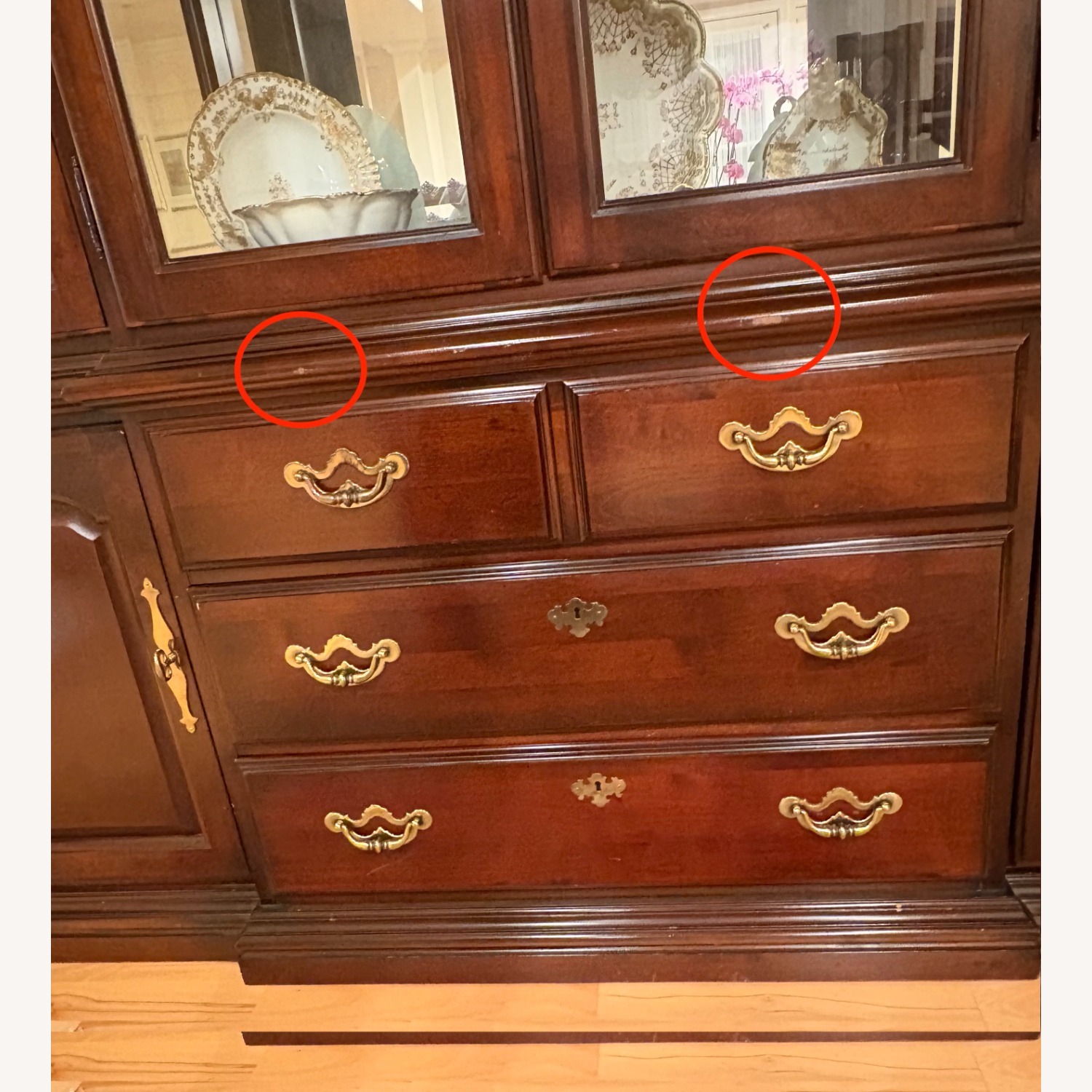 Thomasville China Cabinet Cherry Collection - image-7