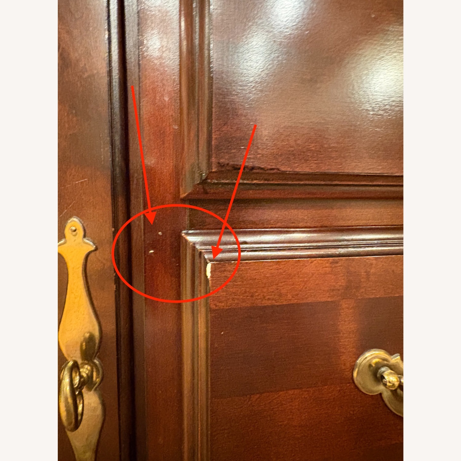 Thomasville China Cabinet Cherry Collection - image-4