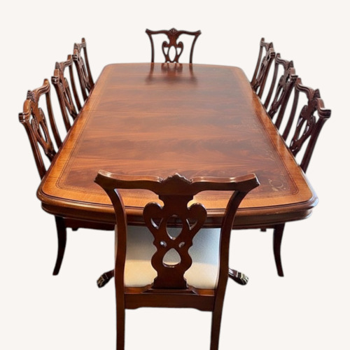 Used Thomasville Extendable Cherry Dining Set 6-12 Seat for sale on AptDeco