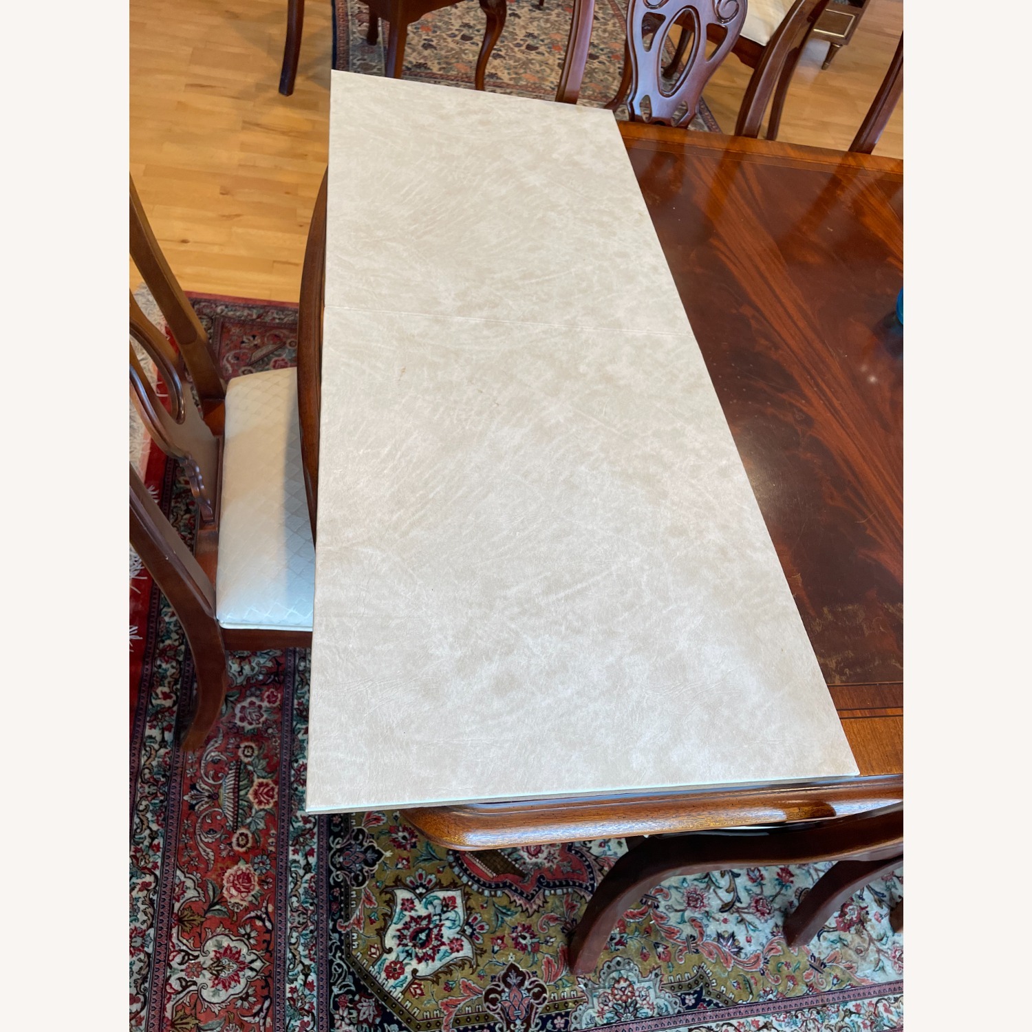 Thomasville Extendable Cherry Dining Set 6-12 Seat - image-12