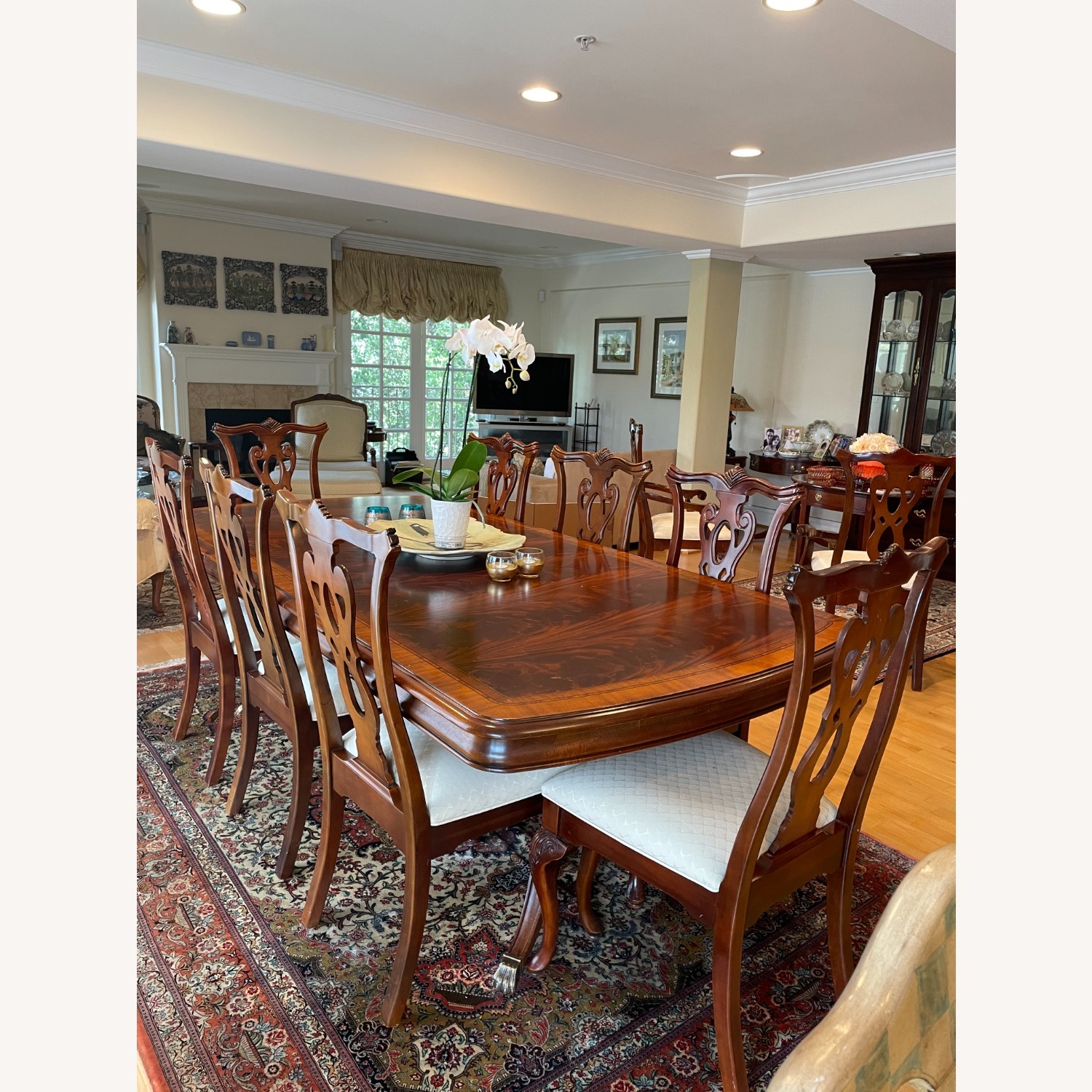 Thomasville Extendable Cherry Dining Set 6-12 Seat - image-1