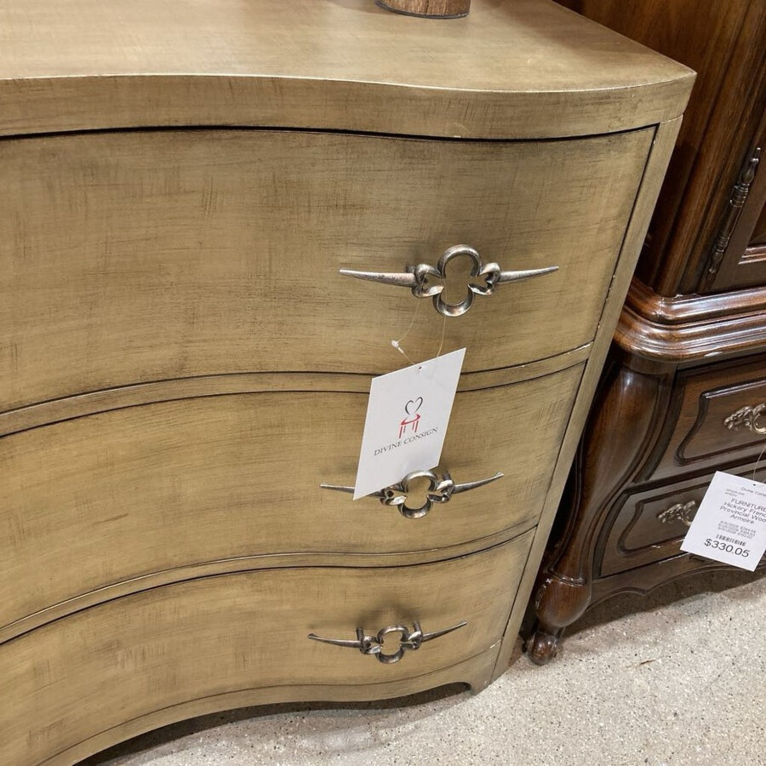 Sanctuary Gold Leaf 3-Drawer Dresser - image-4