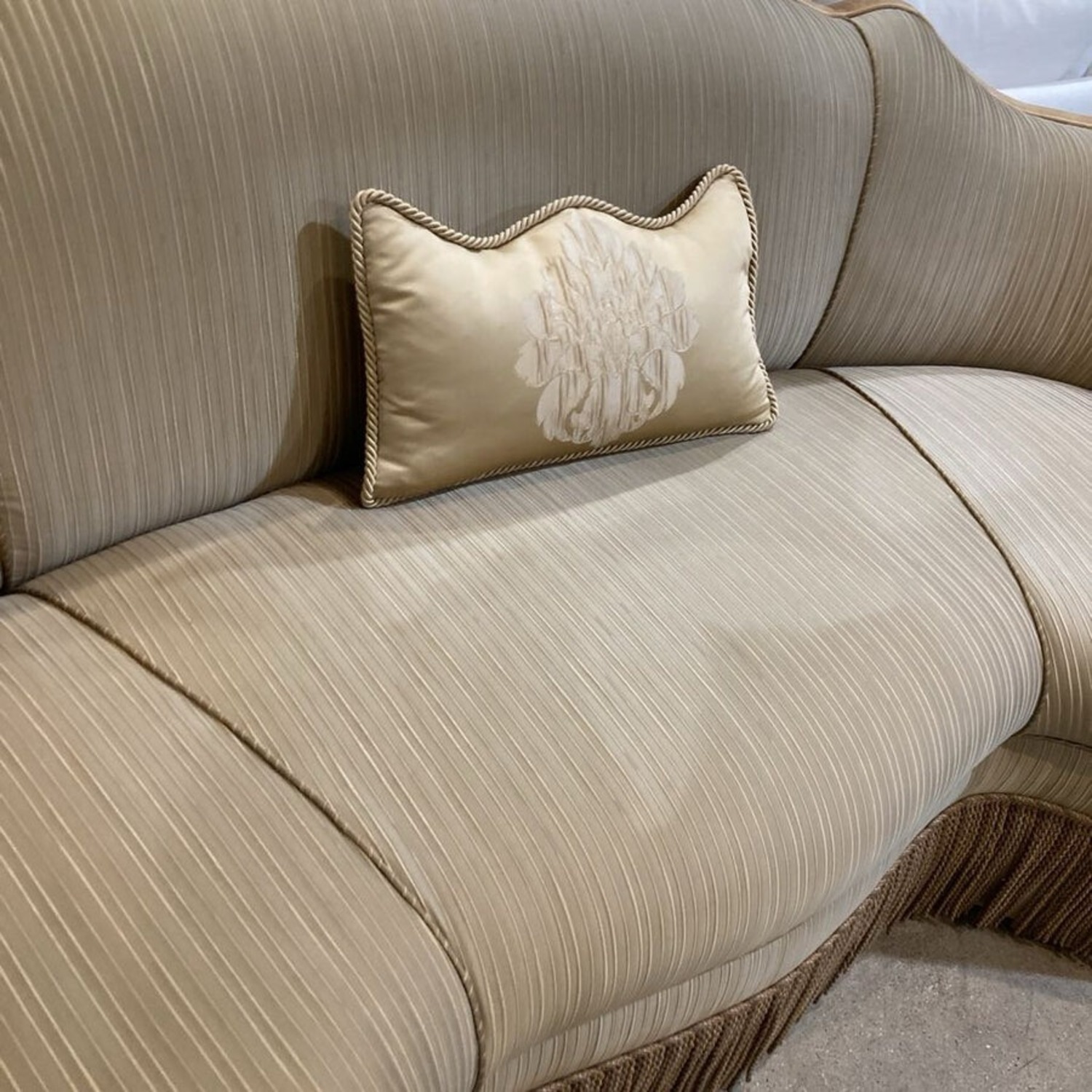 Curved Conversation Sofa - image-14