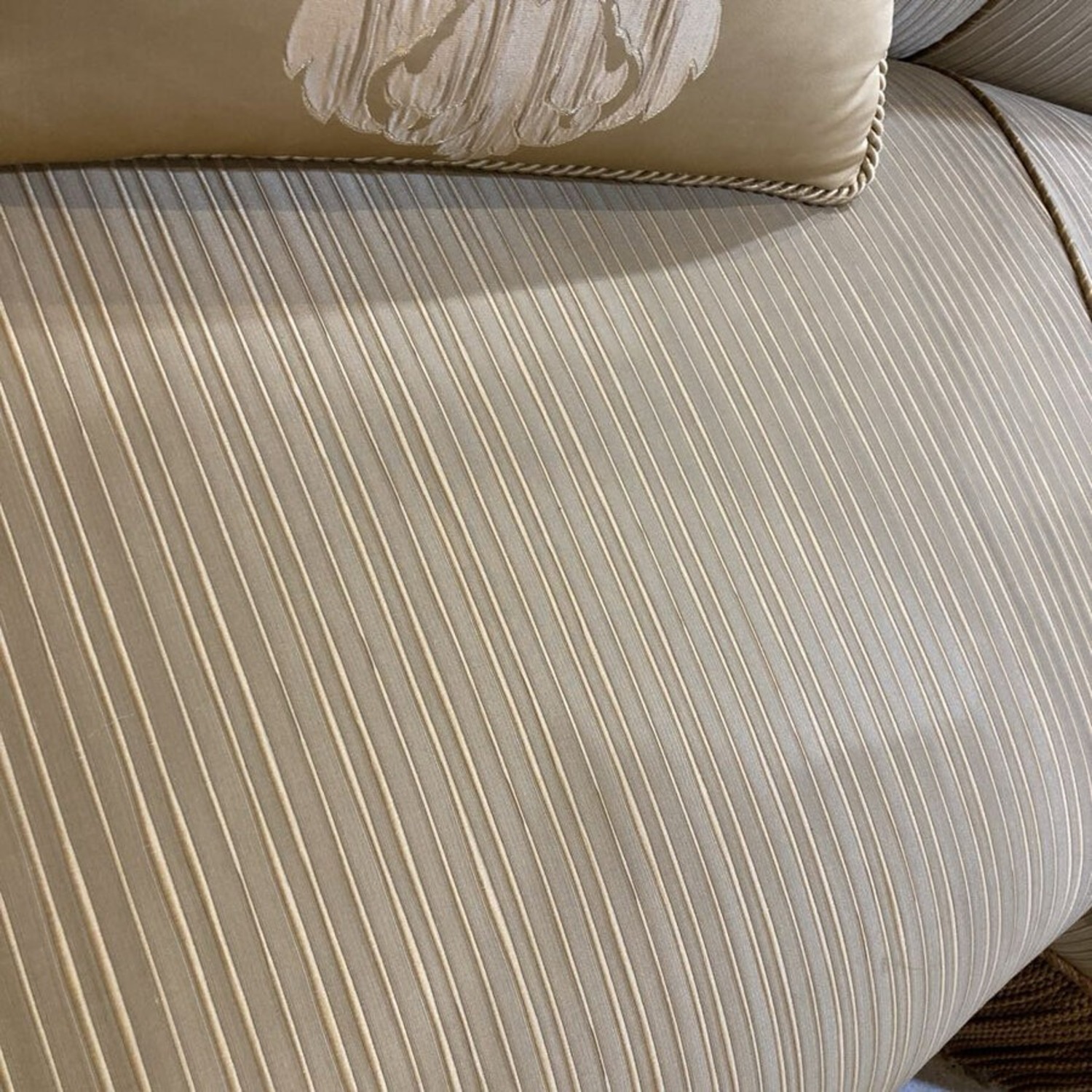 Curved Conversation Sofa - image-7