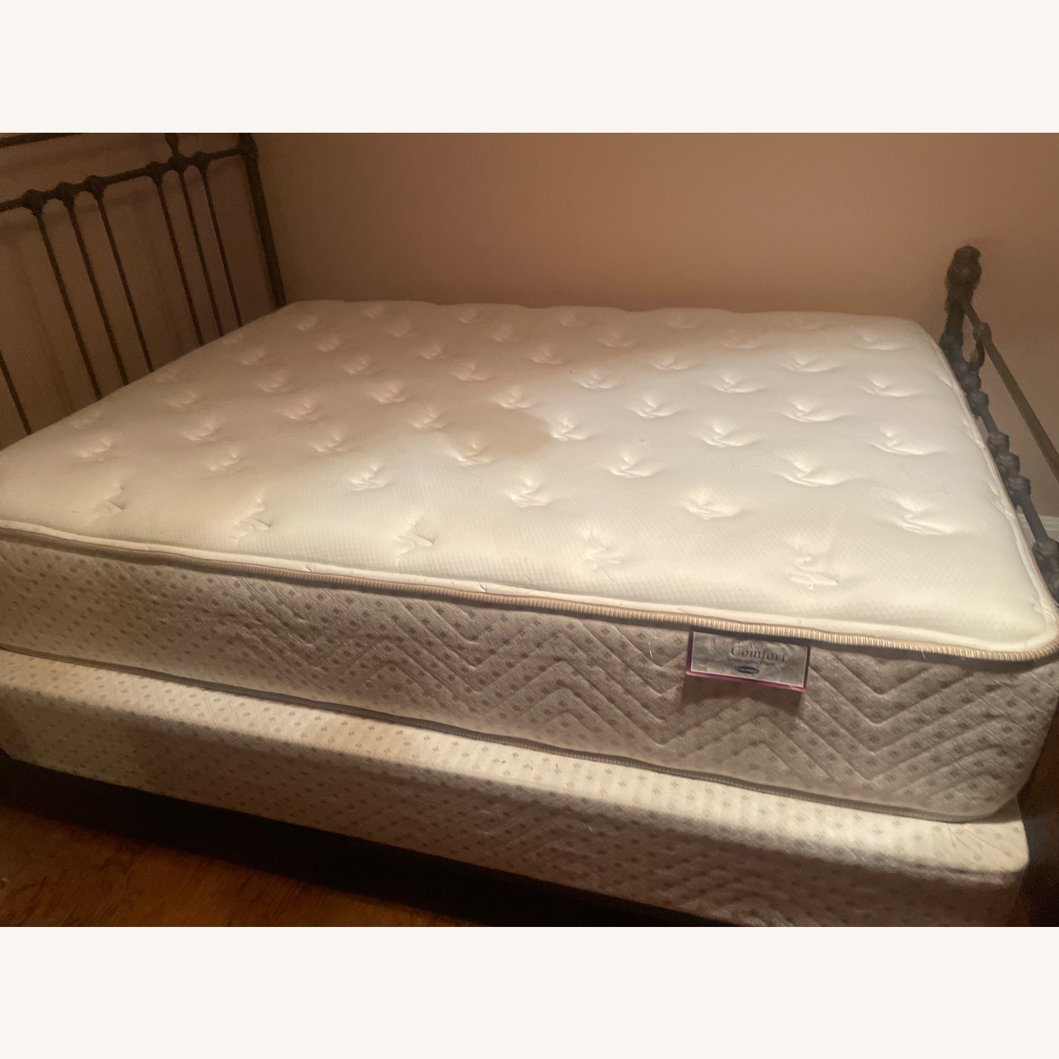 Metal Queen Bed - image-3