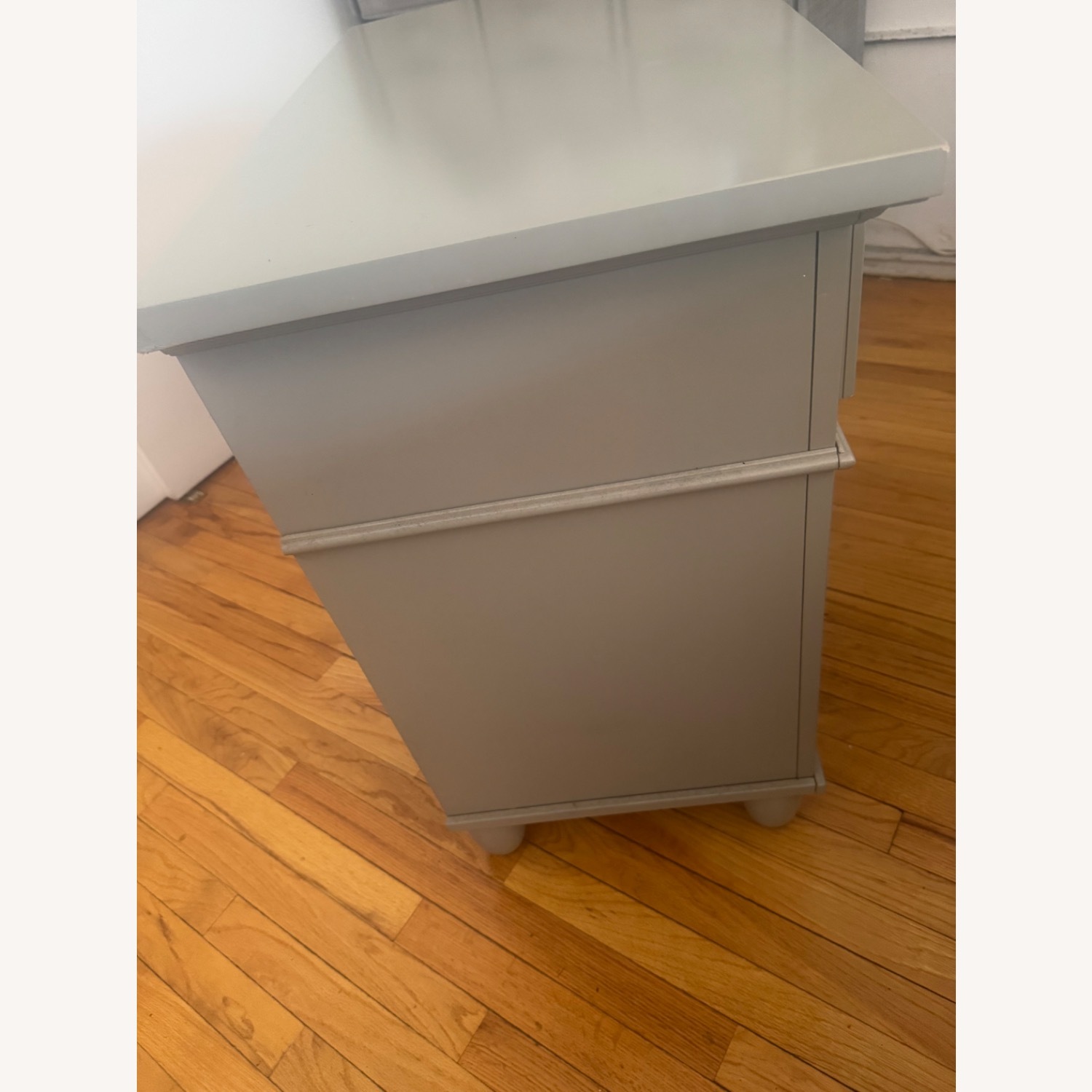 Bob's Discount Furniture Spencer Light Gray Nightstands - image-4