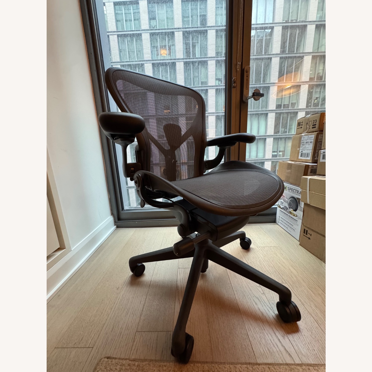 Herman Miller Aeron Office Chair - image-2