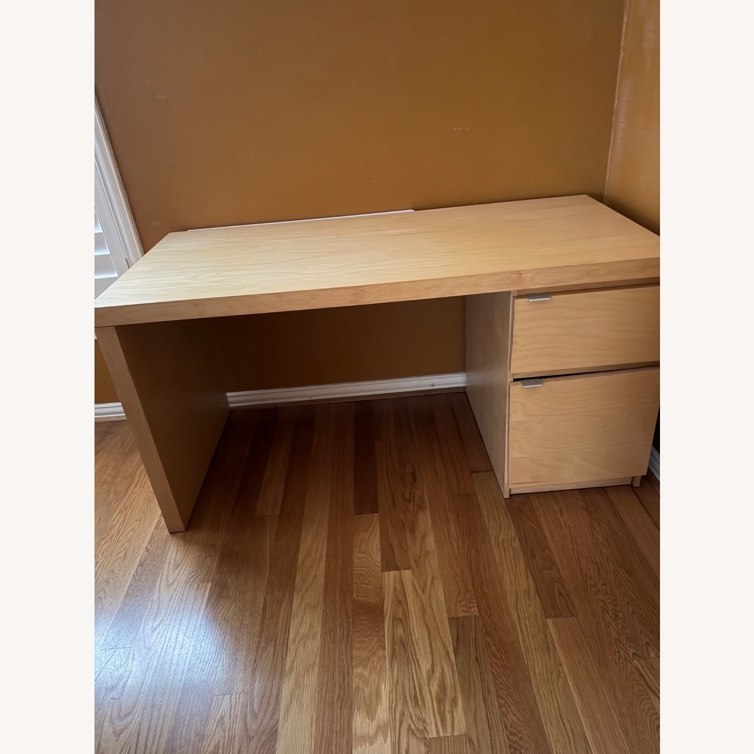 Sandinrayli Computer Desk with Drawers - image-1