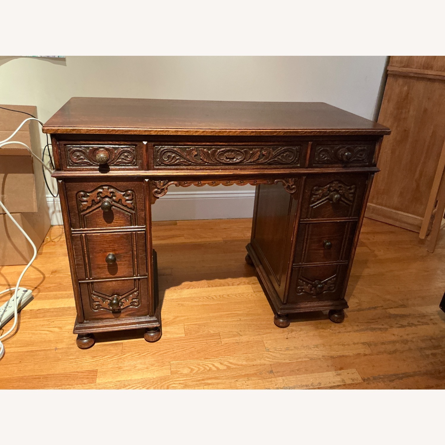 Vintage/Antique Delicately Carved Desk - image-2
