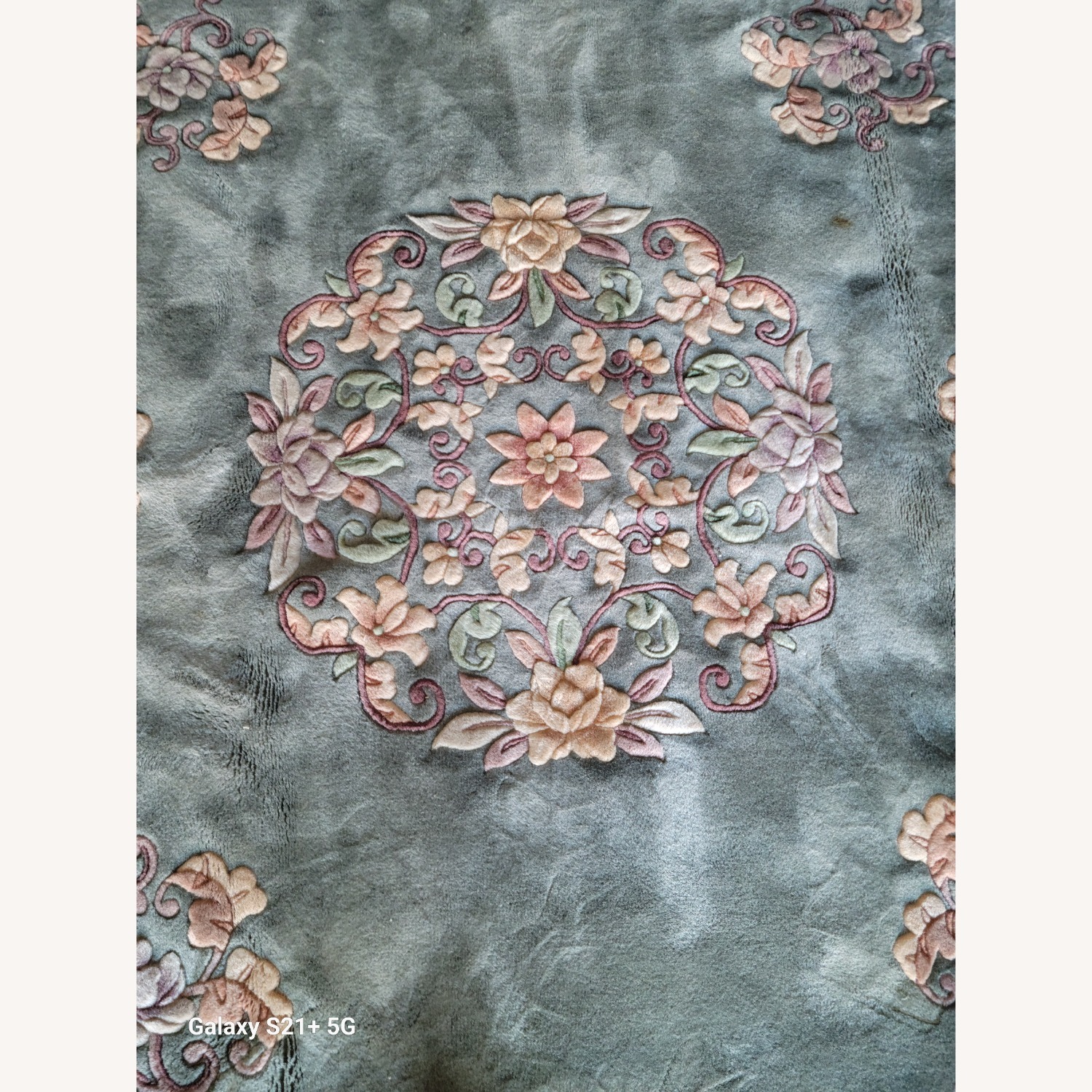 Vintage/Antique Finds Wool Area Rug 9' x 12' - image-4