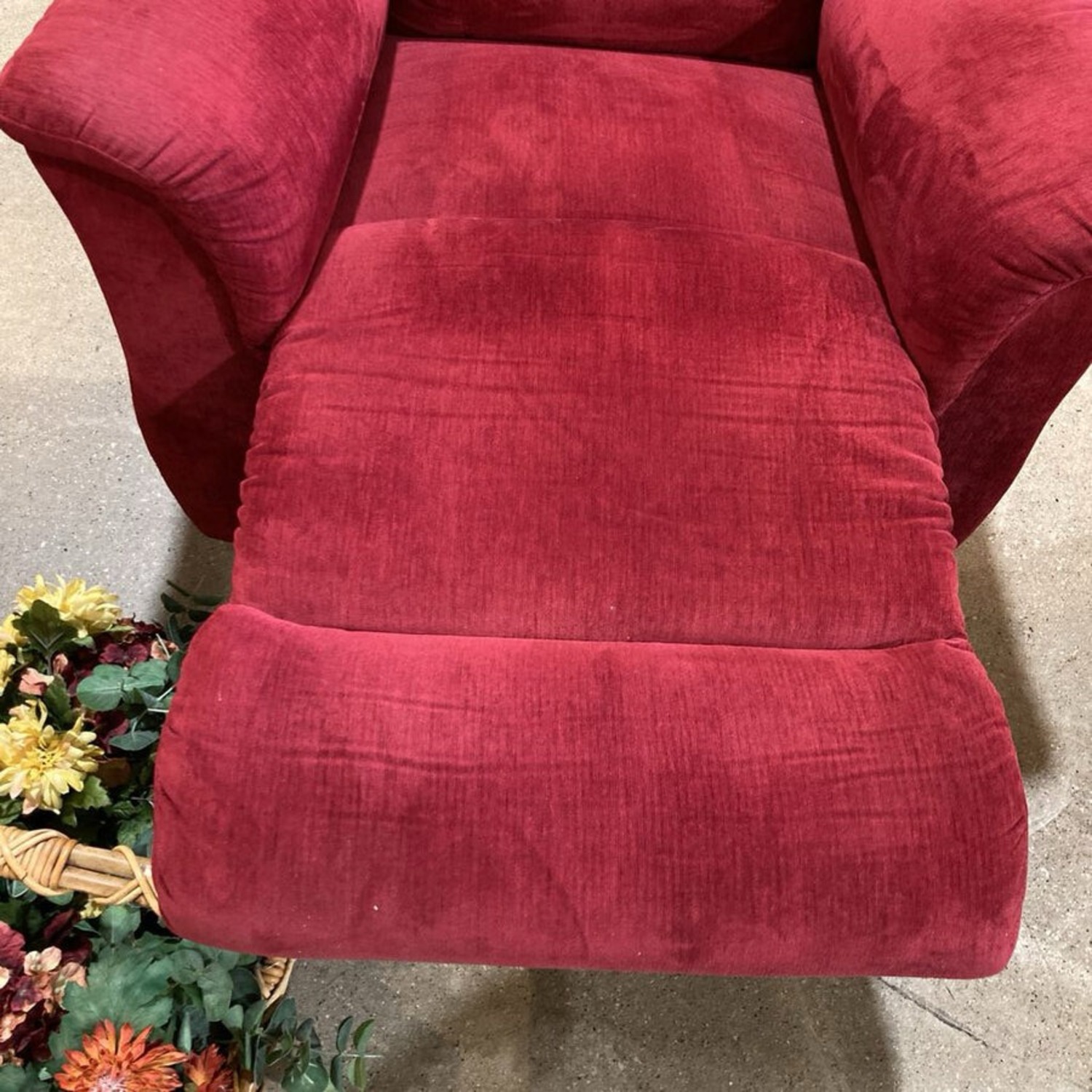 La-Z-Boy Plush Fabric Manual Recliner - image-8